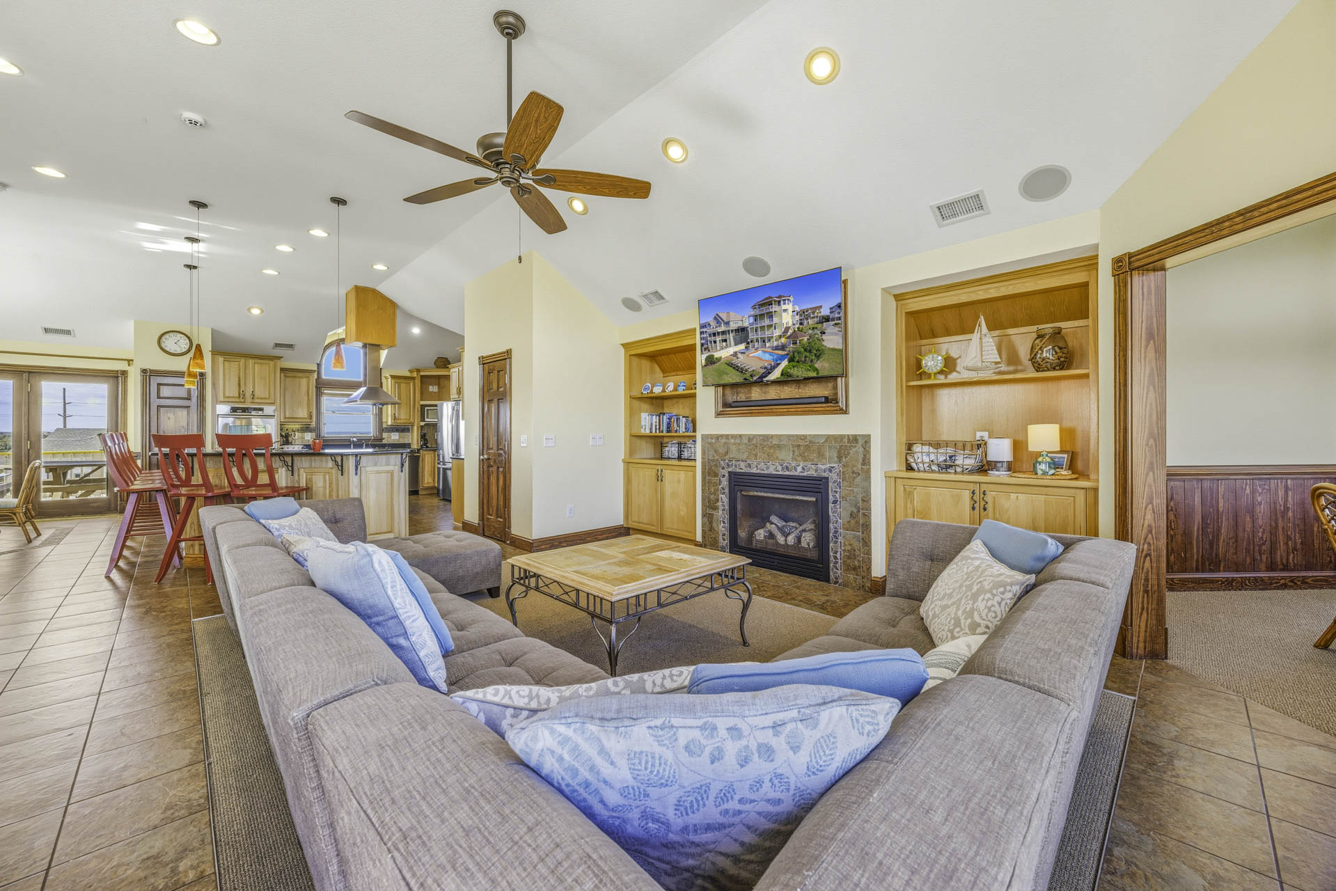 Surf Or Sound Realty 886 Jamman By The Sea Great Room 5