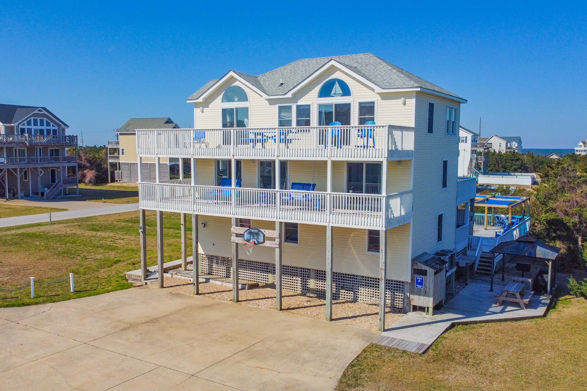 Surf Or Sound Realty 262 Endless Summer Exterior 1