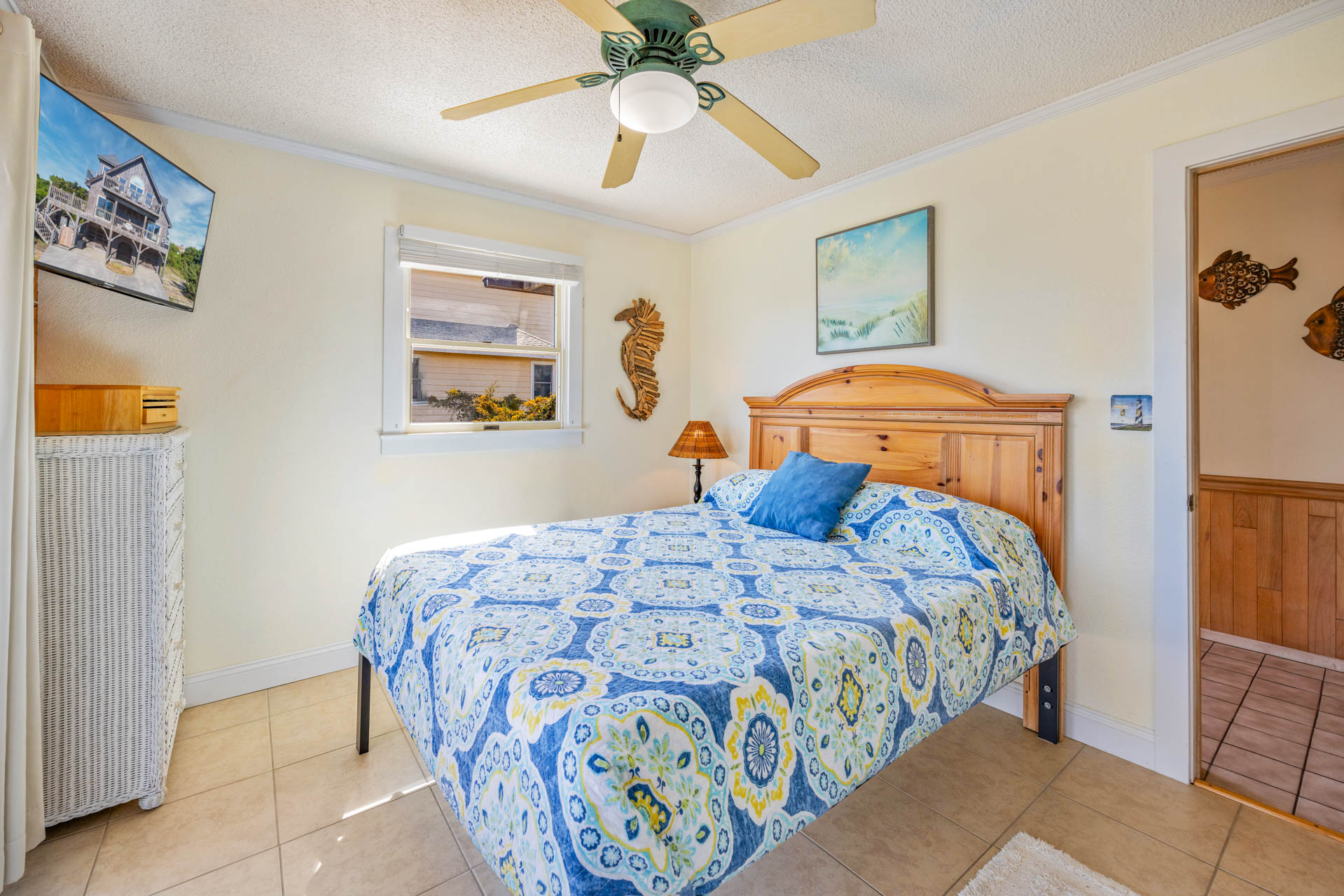 Surf Or Sound Realty 1094 Sea Lady Bedroom 3 3