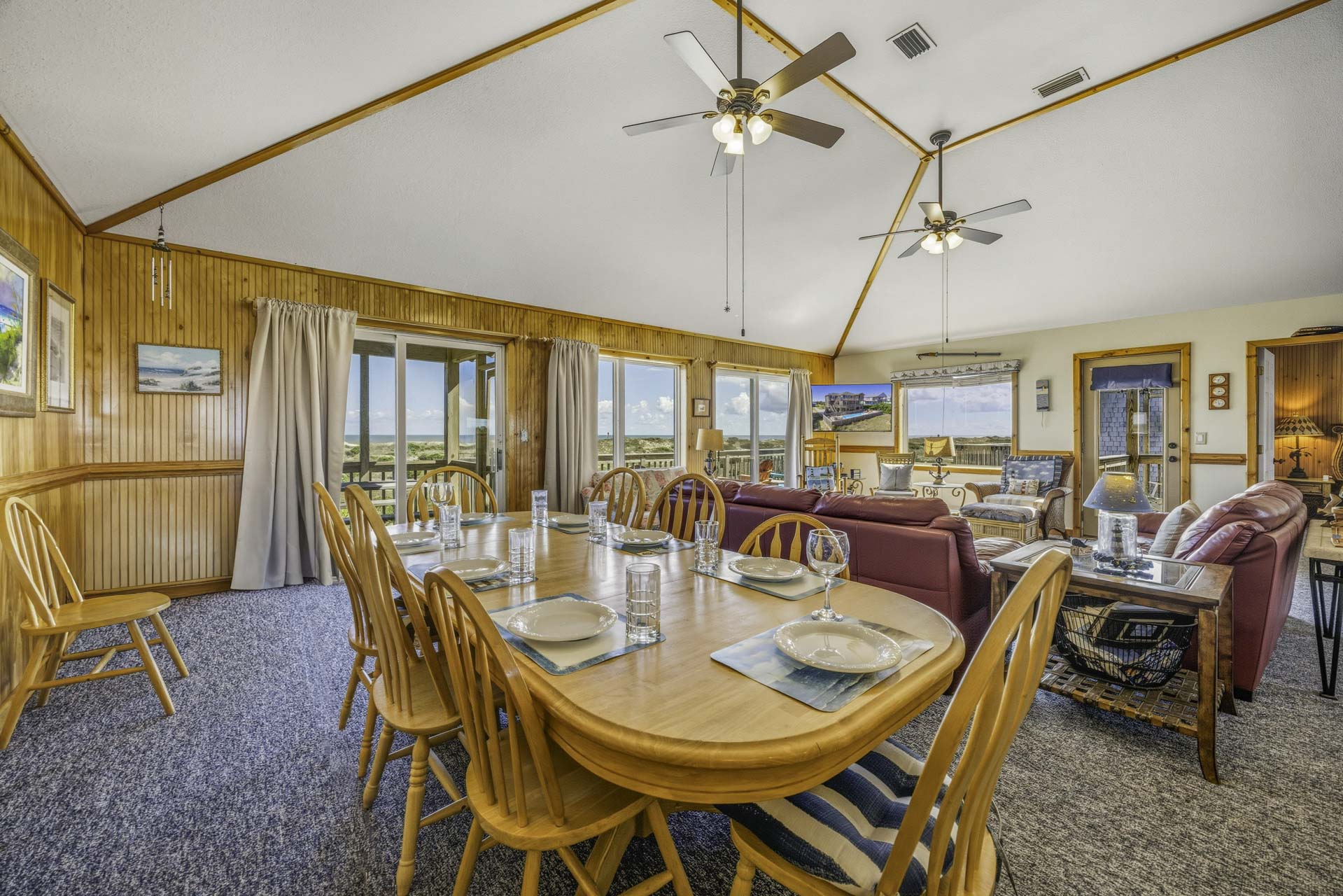 Surf Or Sound Realty 1230 Hideaway East Dining Area 3