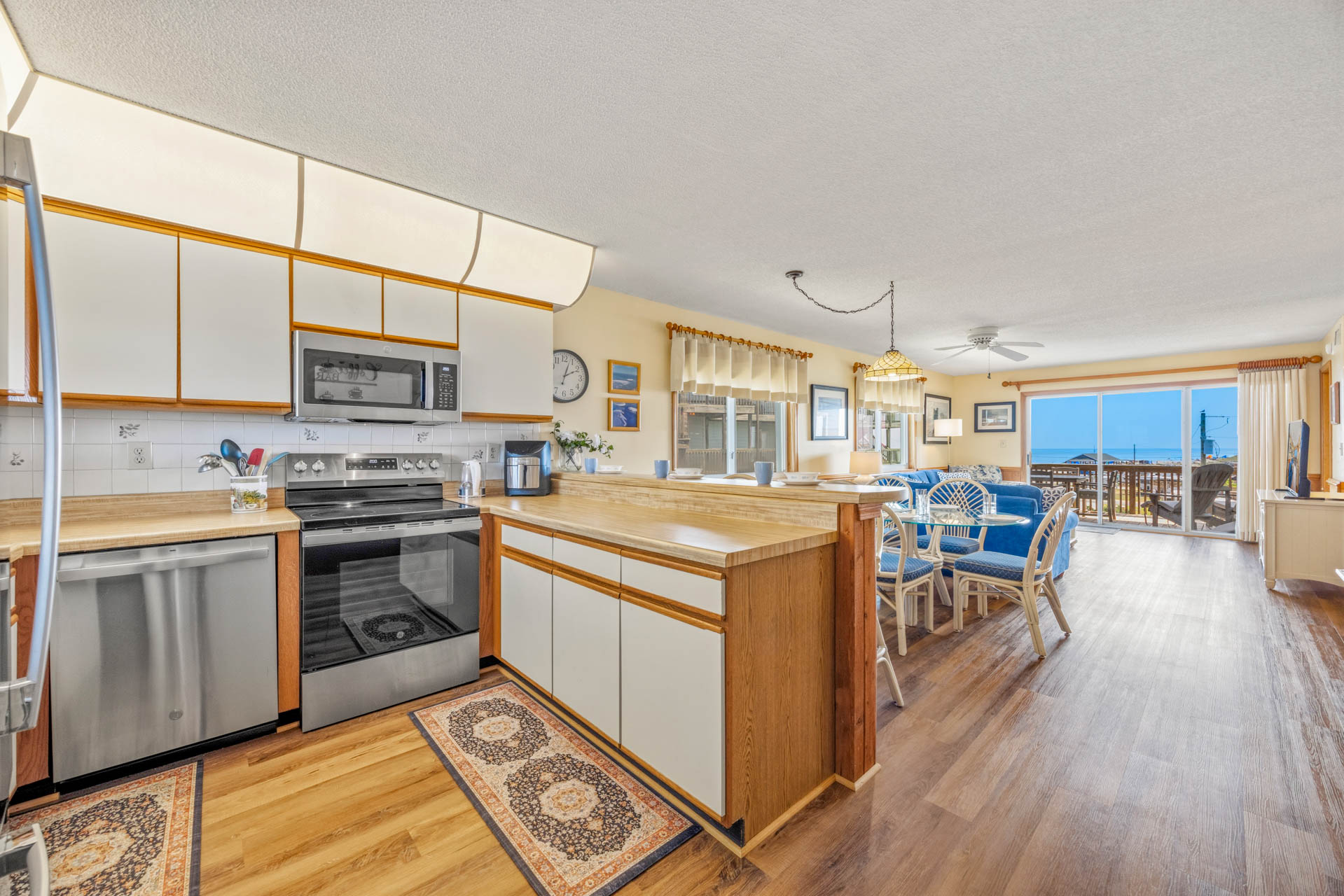 Surf Or Sound Realty 1048 Sea Site Heights Kitchen 2