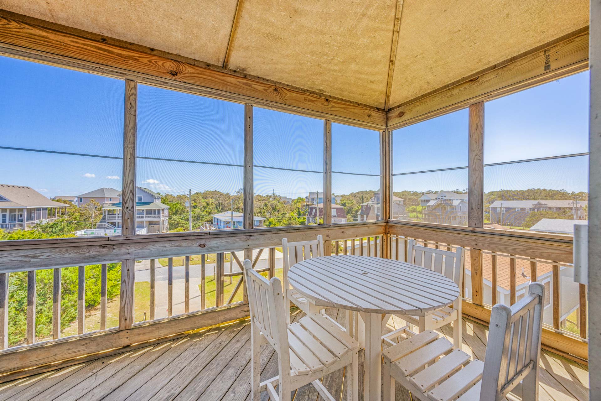 Surf Or Sound Realty 870 Two Sons Screened Porch