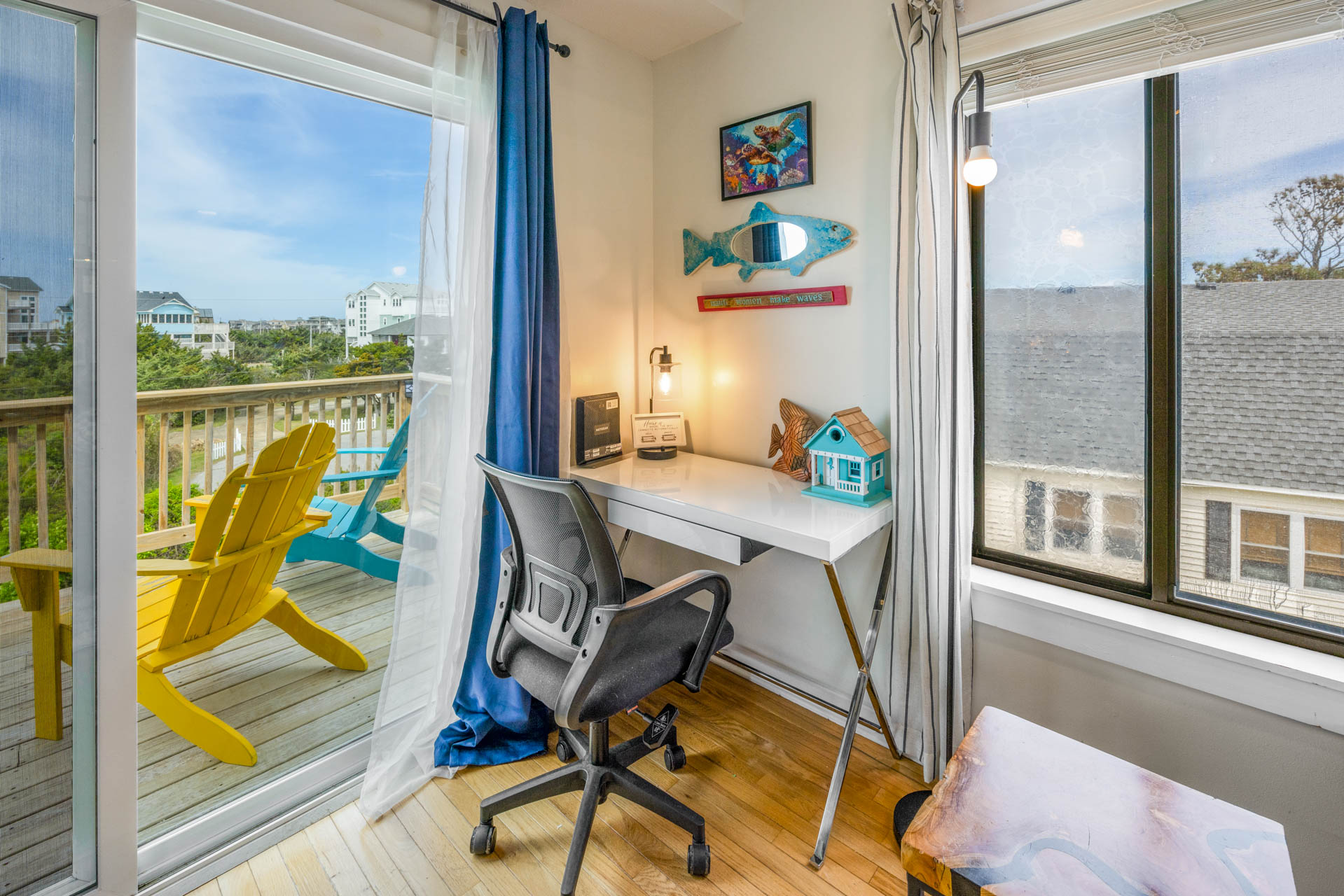Surf Or Sound Realty 960 Osprey Workstation