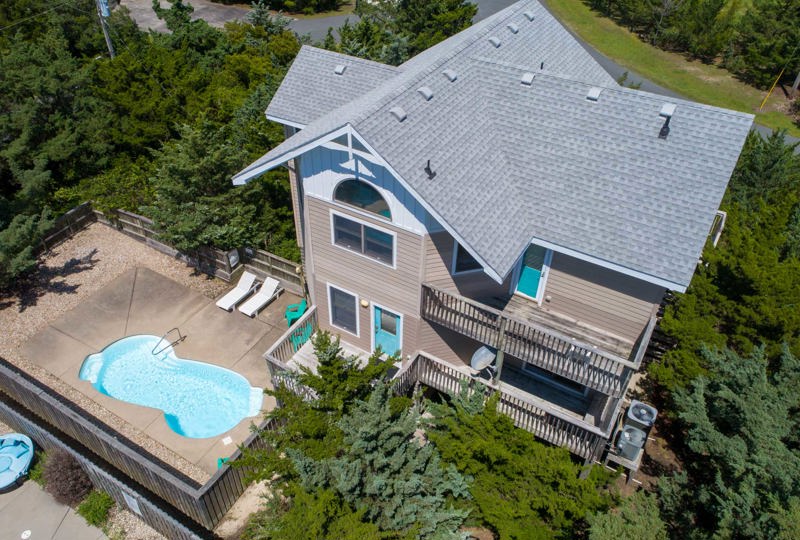 Summer's Wind Salvo 148 Surf or Sound