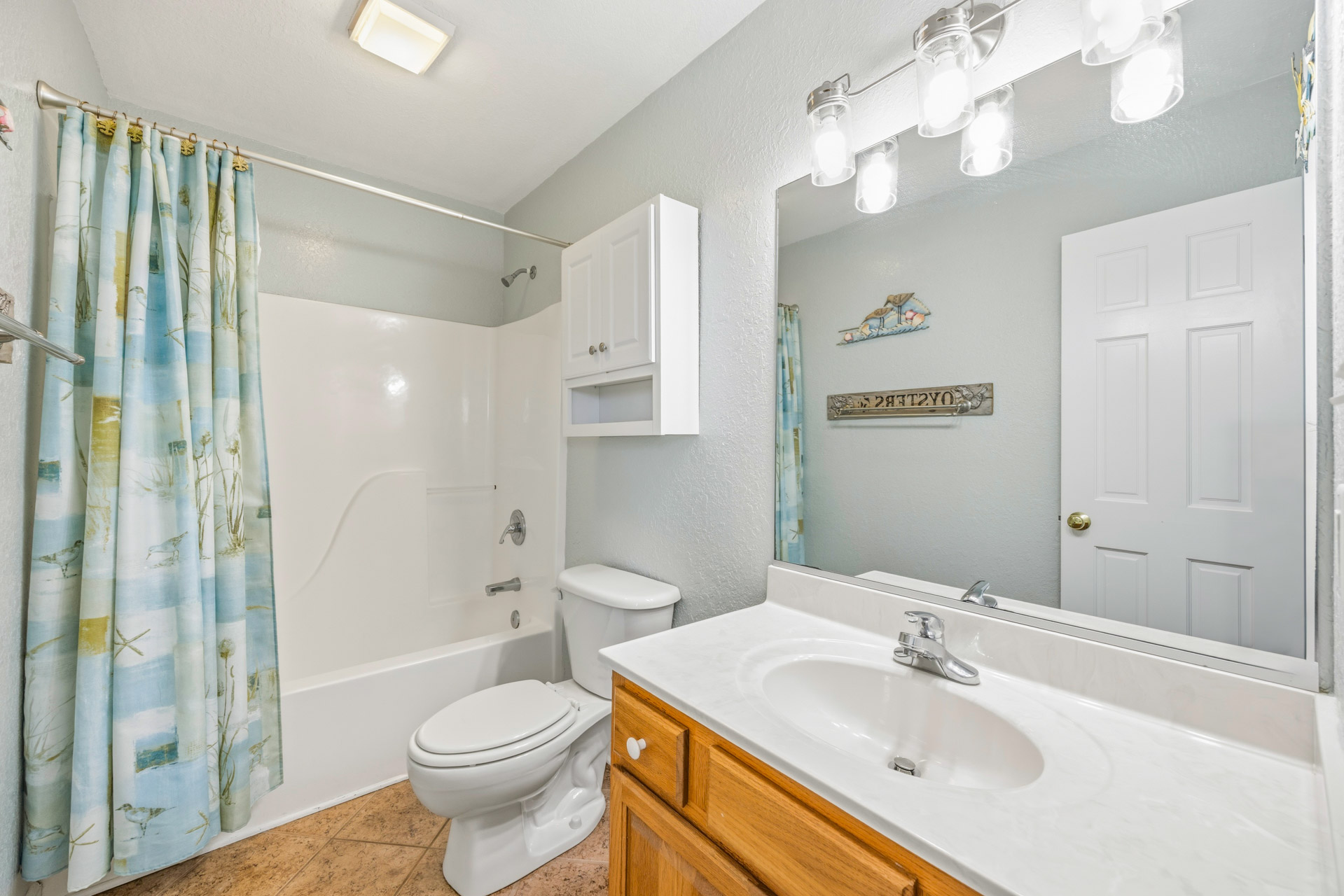 Surf Or Sound Realty 868 Forever Sunshine Bedroom 5 3