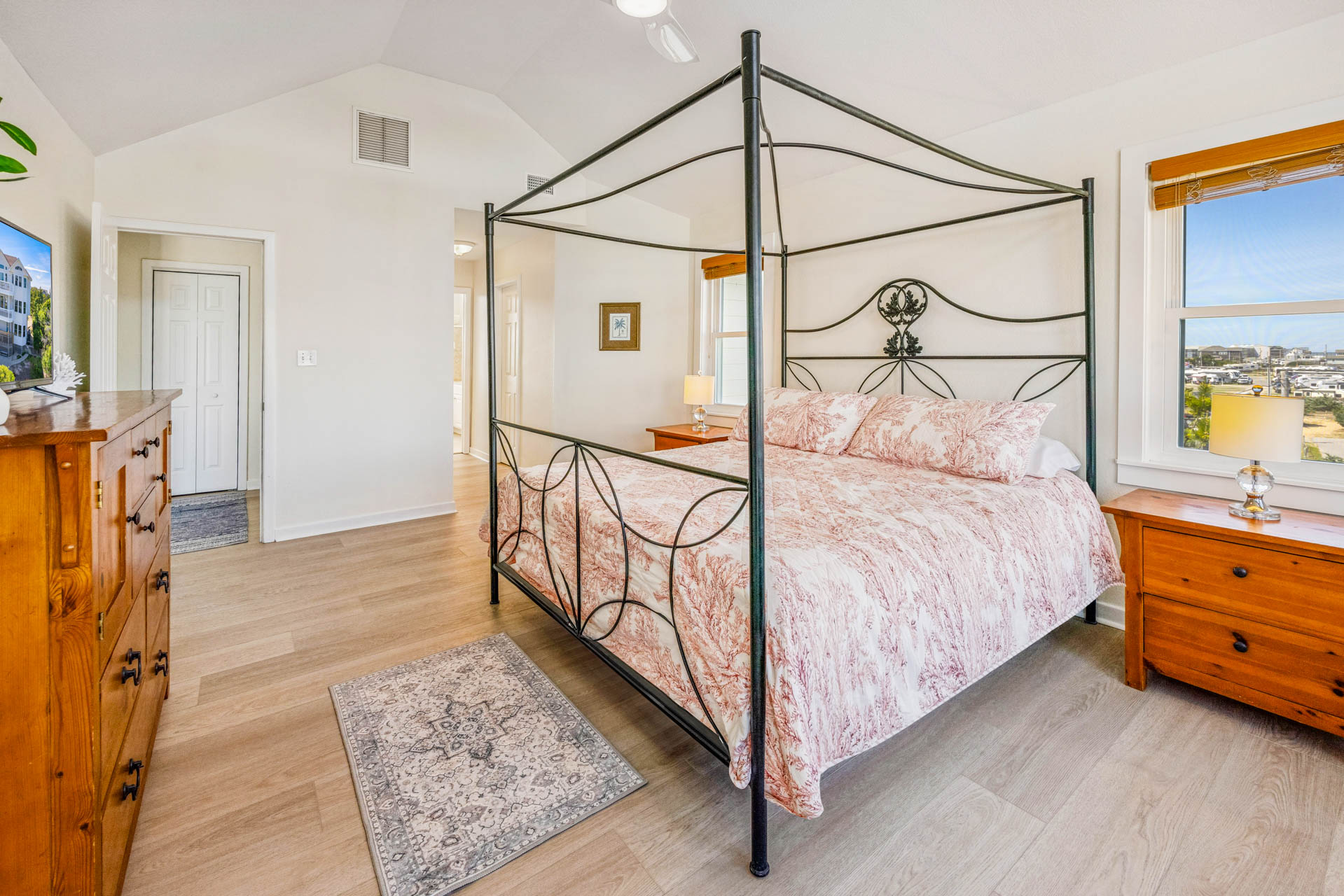 Surf Or Sound Realty 330 Legasea Bedroom 1 2