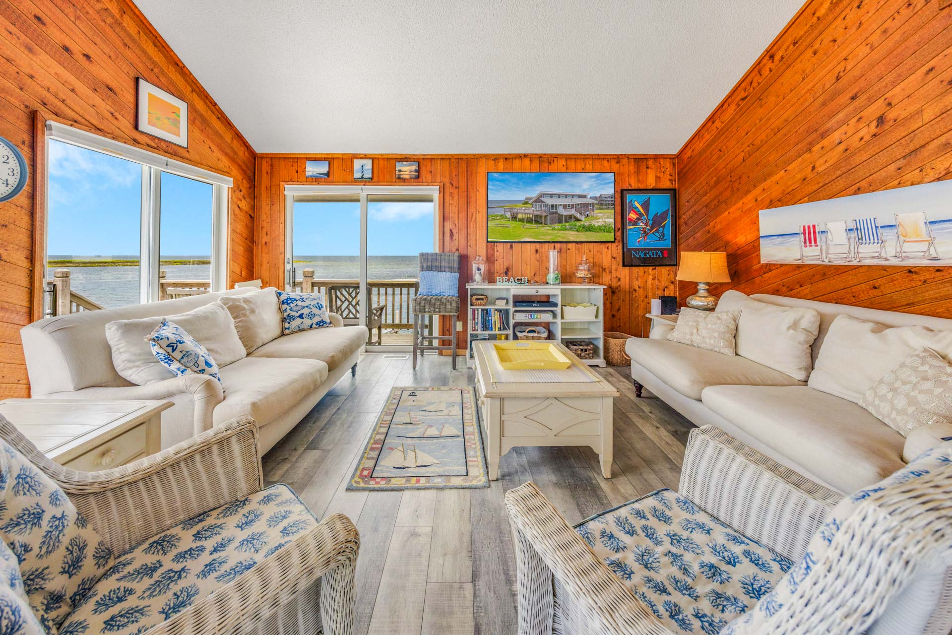 Surf Or Sound Realty 276 Penguin Point Great Room 2