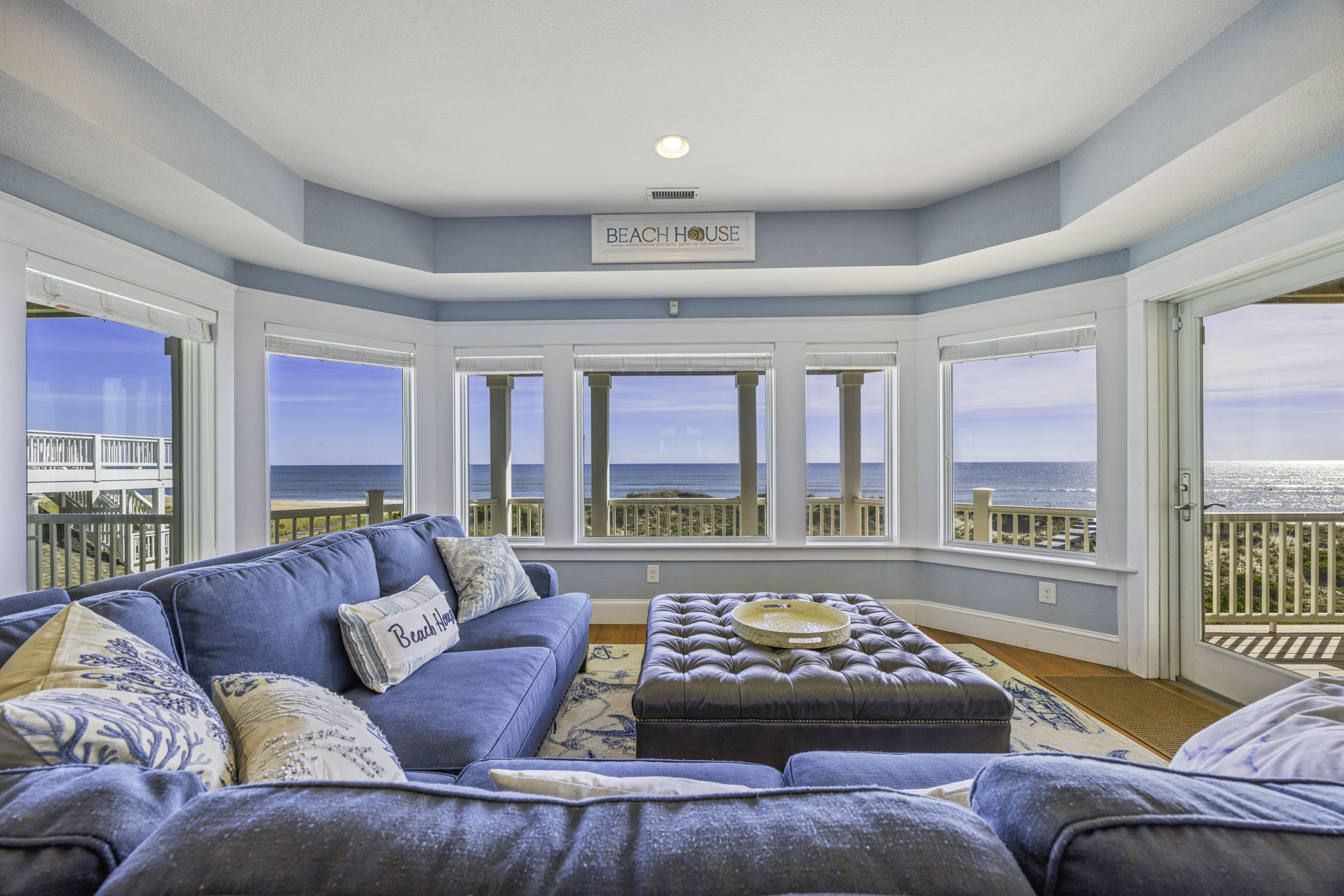 Surf Or Sound Realty 803 Chicken By The Sea Sitting Room 2