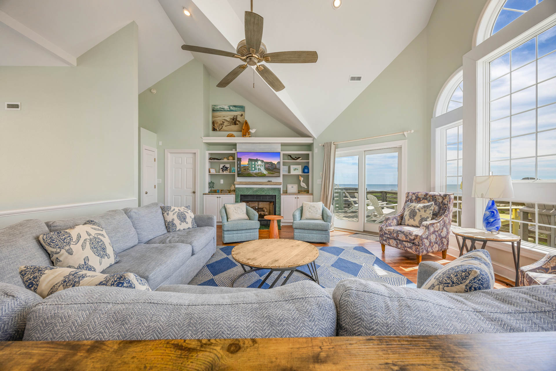 Surf Or Sound Realty 785 Loggerhead Great Room 6
