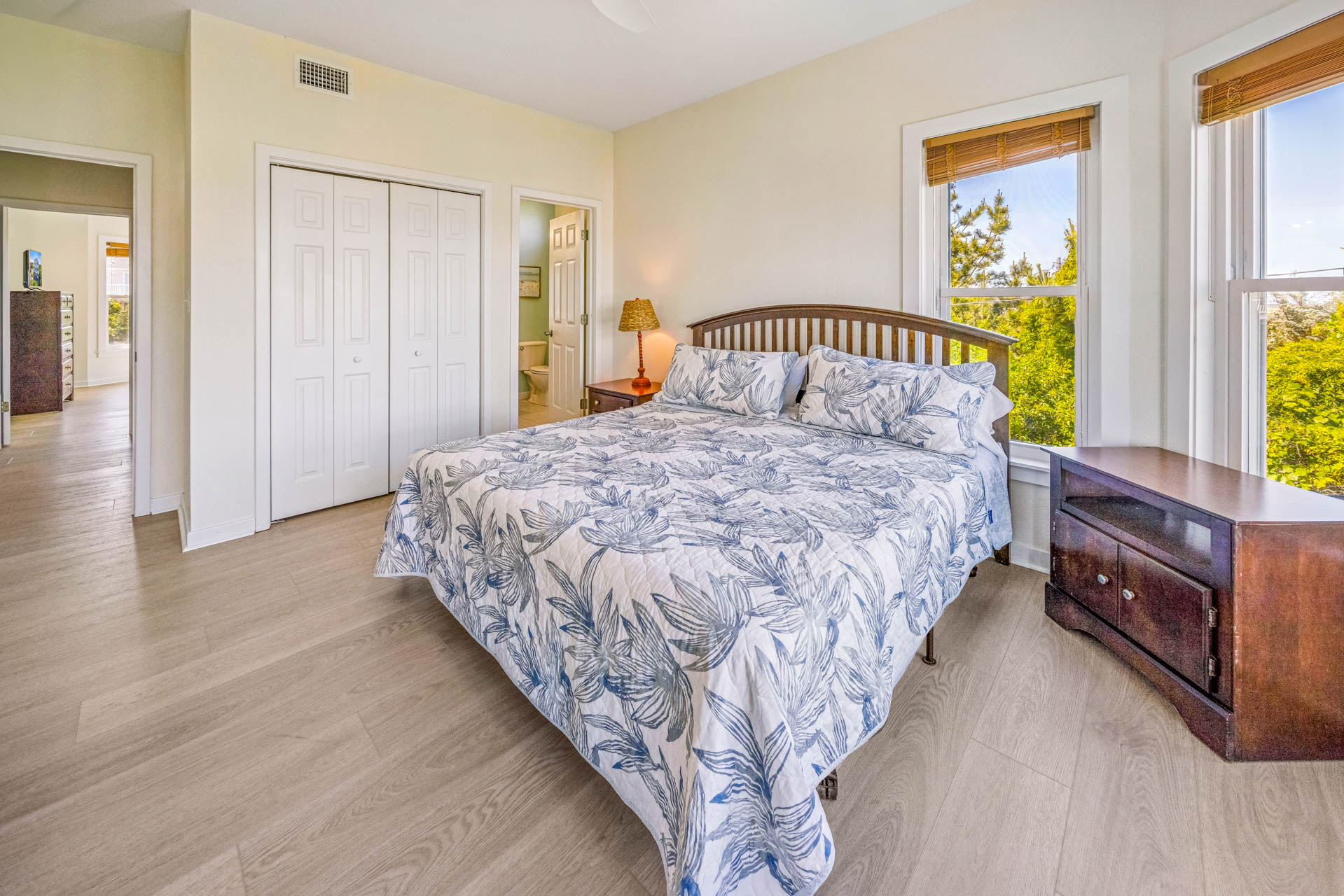 Surf Or Sound Realty 330 Legasea Bedroom 3 2