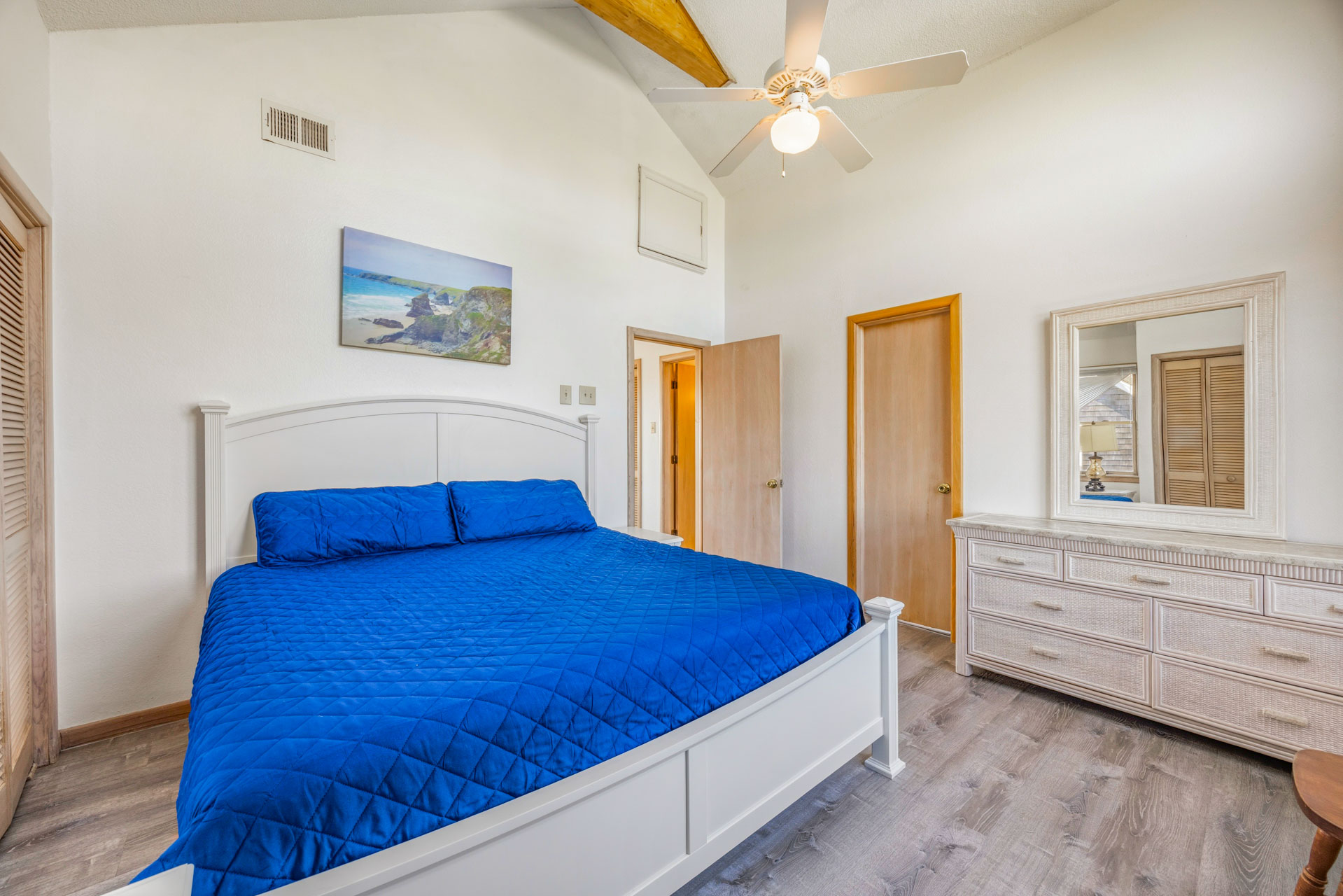 Surf Or Sound Realty 401 Keep Dreamin Bedroom 1 2