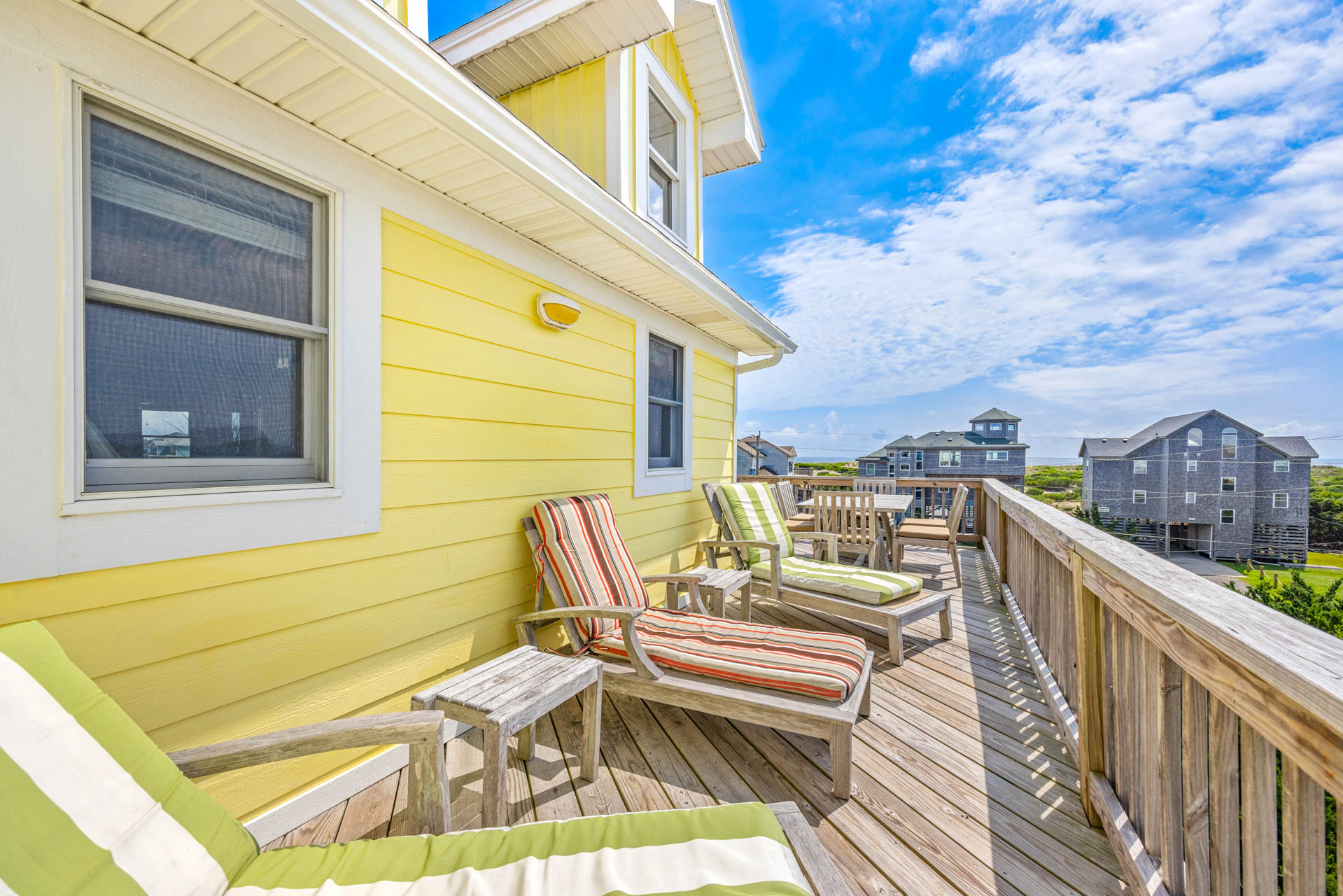 Surf Or Sound Realty 460 Freebird Deck 3