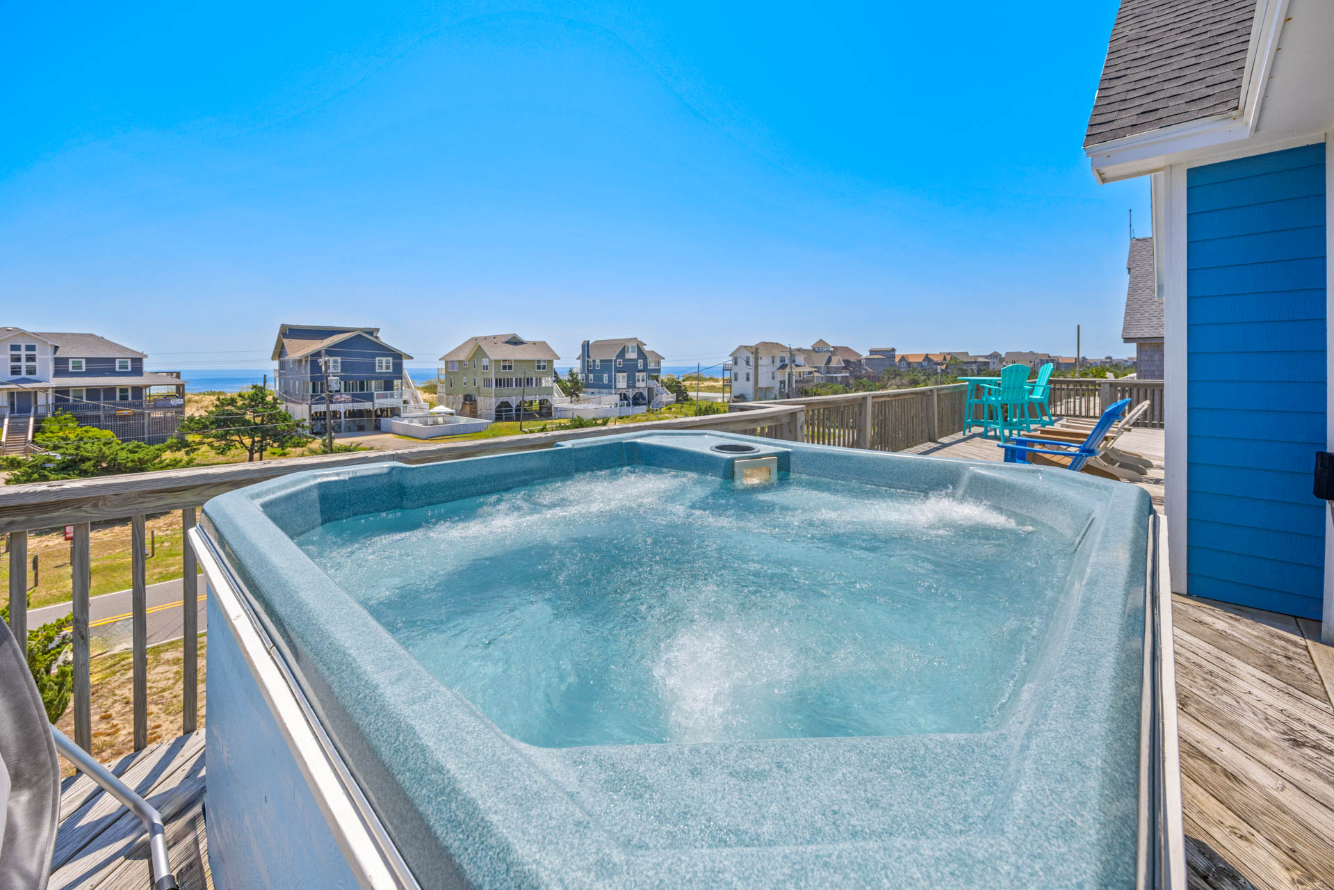 Surf Or Sound Realty 1129 Sea Queen Hot Tub 2