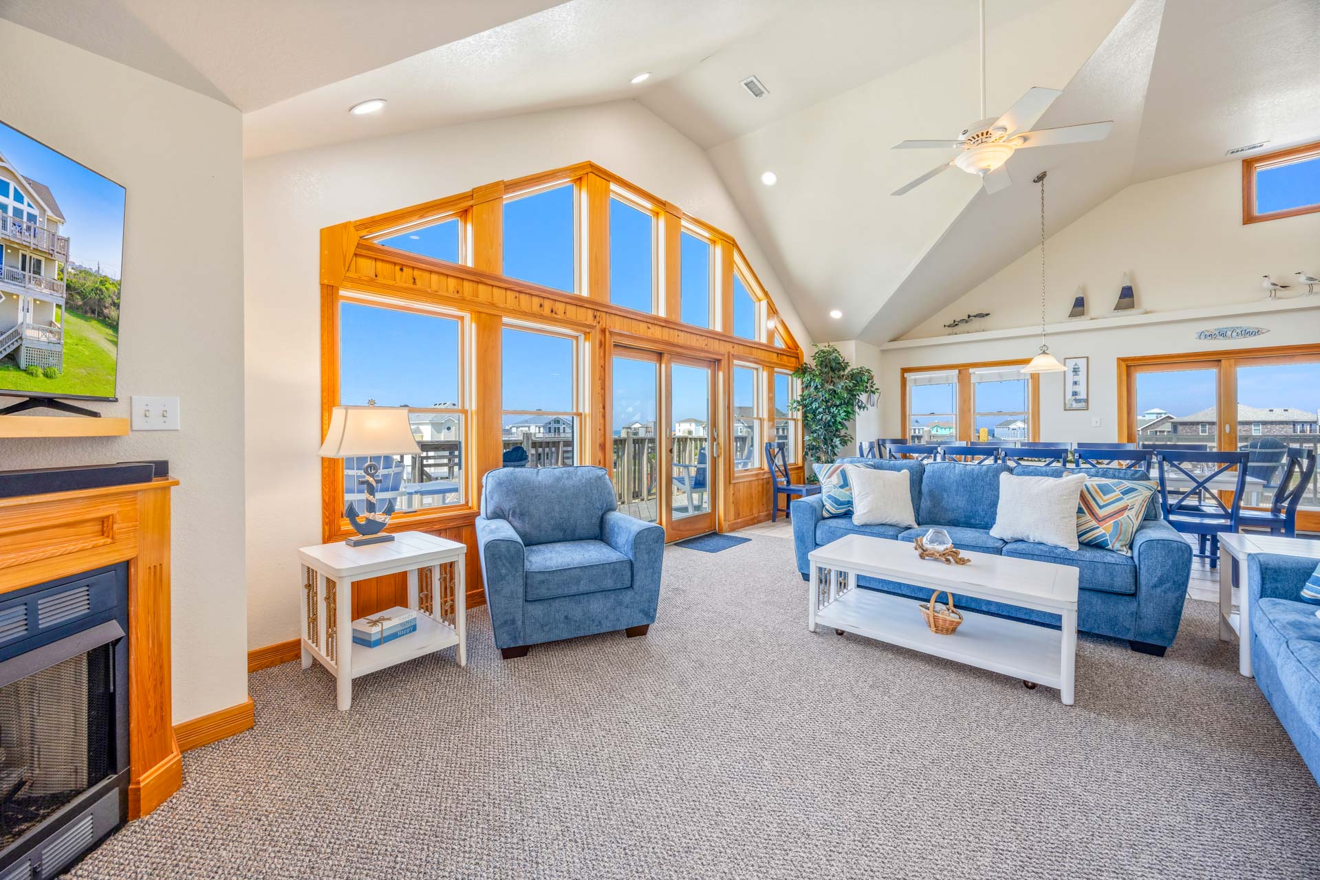 Surf Or Sound Realty 928 Surfs Up Rodanthe Great Room 5