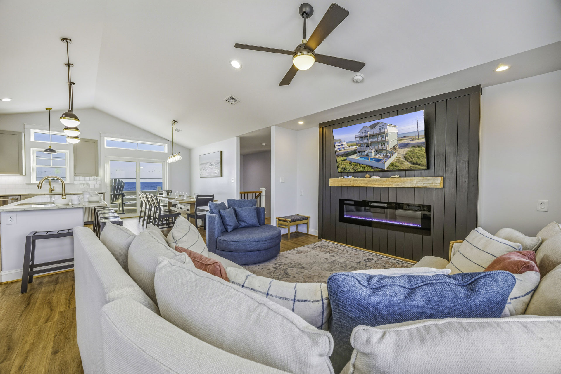 Surf Or Sound Realty 1000 Bellavues Great Room 4