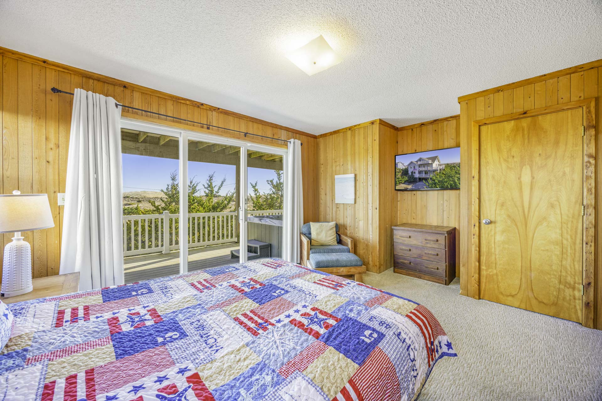 Surf Or Sound Realty 828 Peaceful Easy Feeling Bedroom 3 1