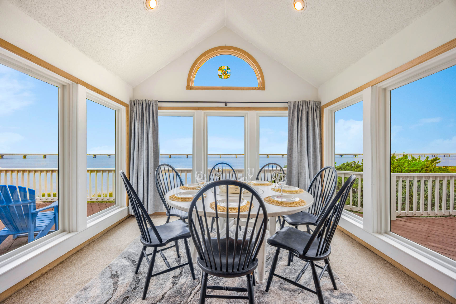 Surf Or Sound Realty 278 2Nd Wind Dining Area 1