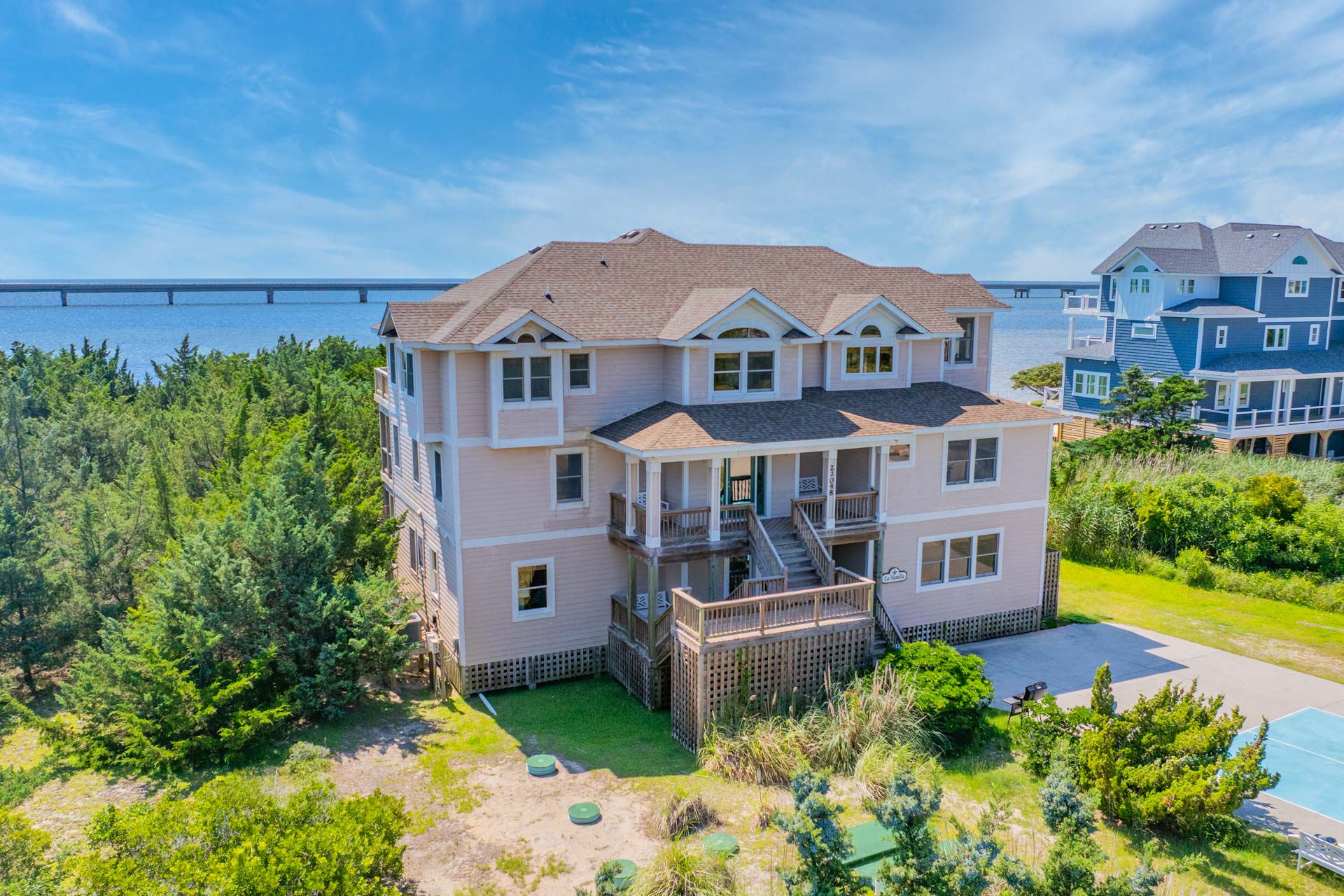 Surf Or Sound Realty 566 La Familia Exterior 7