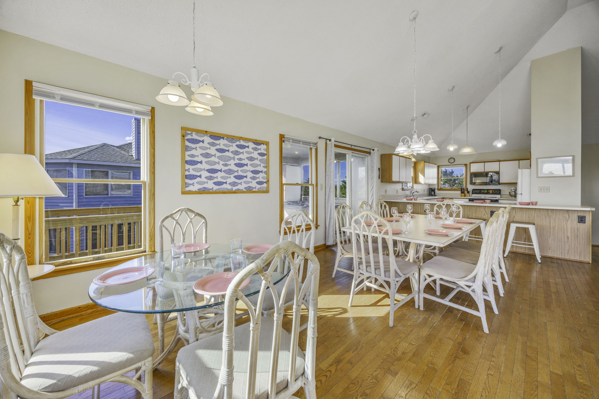 Surf Or Sound Realty 753 Longview Dining Area 4