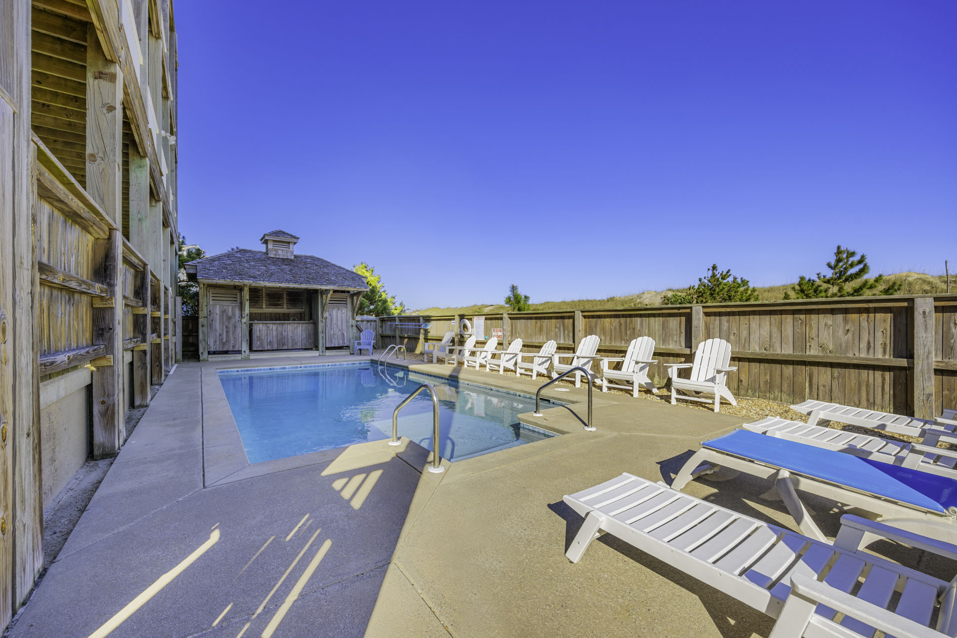 Surf Or Sound Realty 679 Sea Glass Pool Area 4