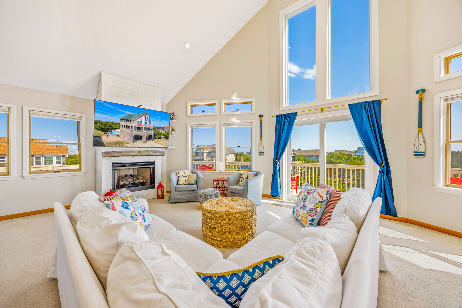 Surf Or Sound Realty 915 Smores And Shores Great Room 3
