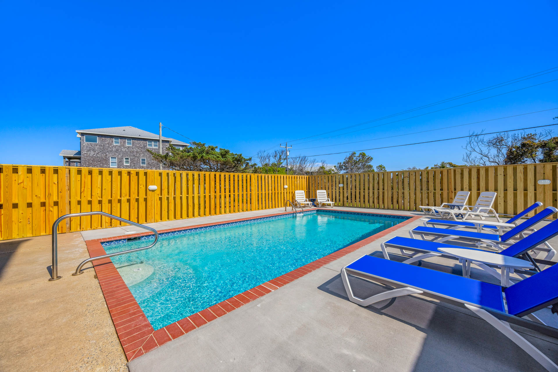 Surf Or Sound Realty 928 Surfs Up Rodanthe Pool Area 2