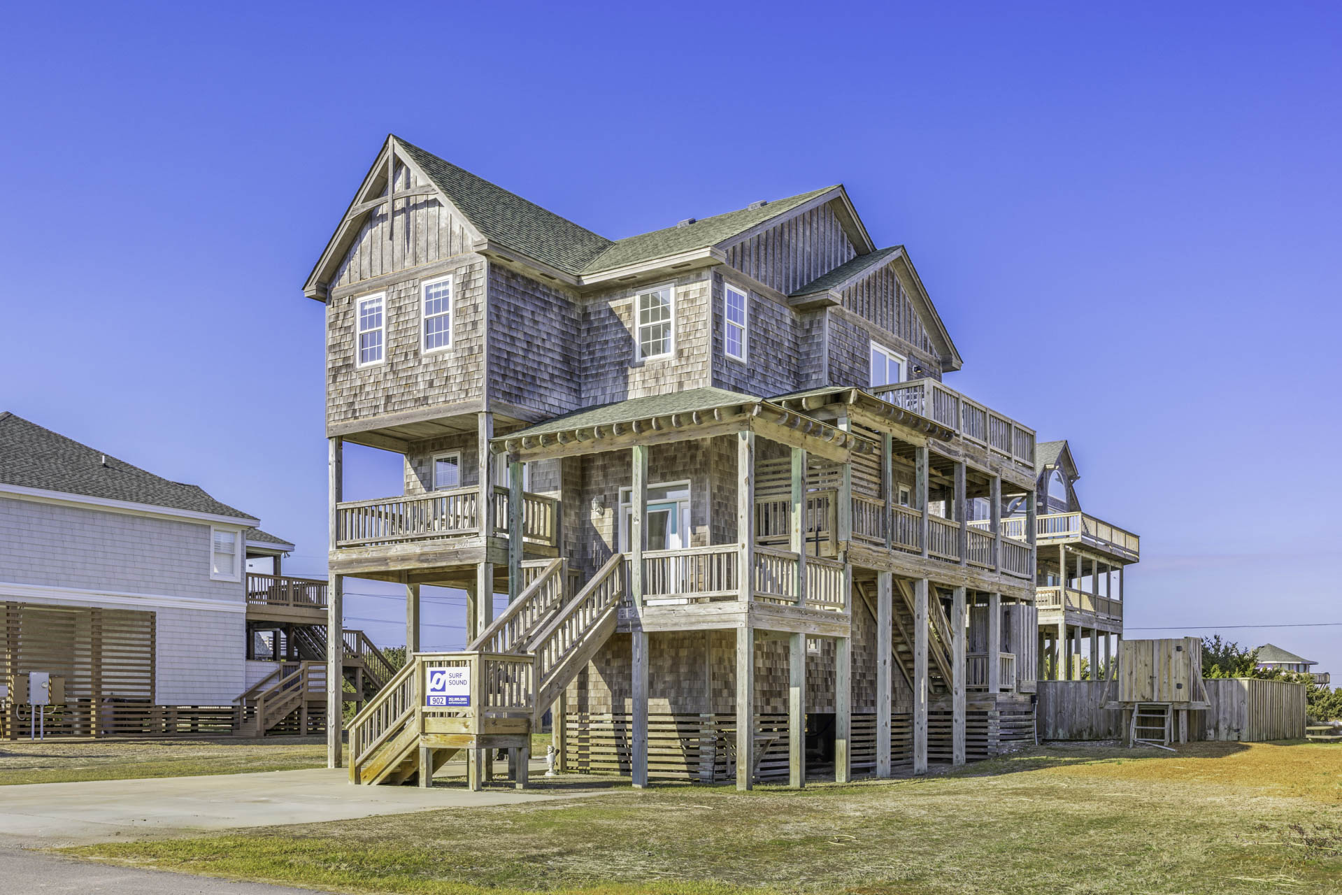 Surf Or Sound Realty 902 Triple Fins Exterior 2