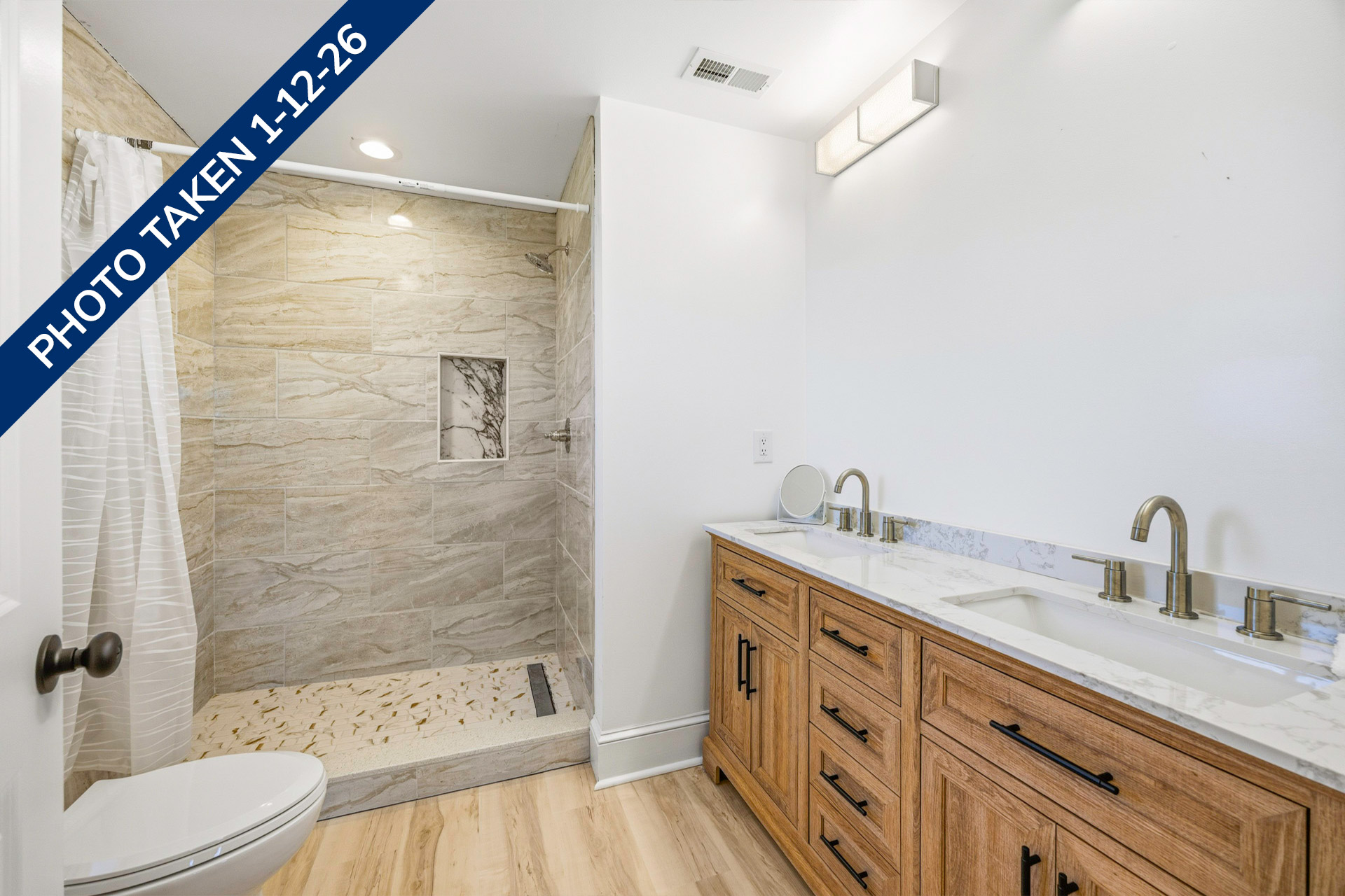 Surf Or Sound Realty 1238 TBD Bedroom 2 3 Date