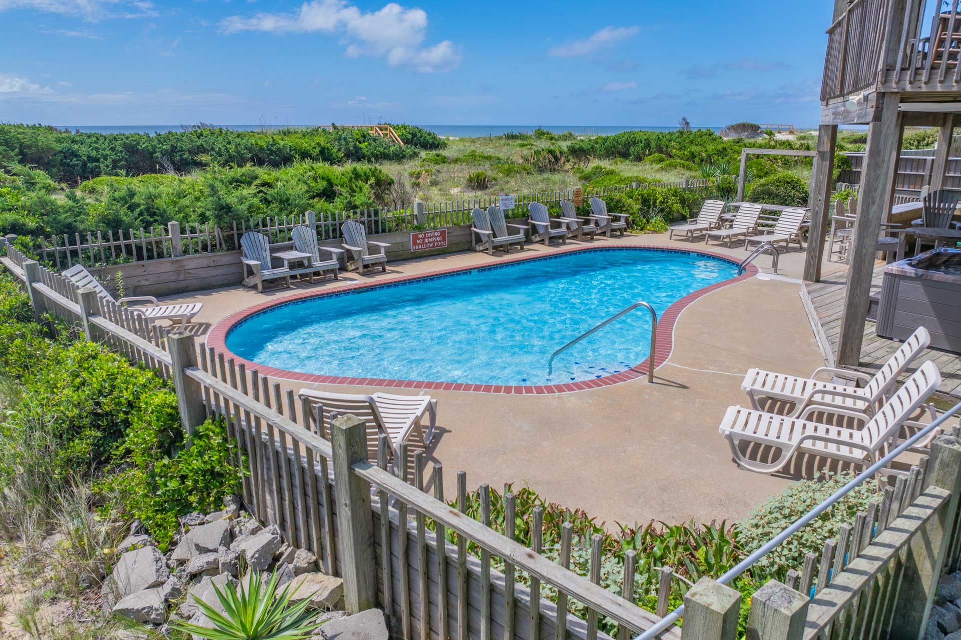 Surf Or Sound Realty 766 Surf's Up Exterior 14