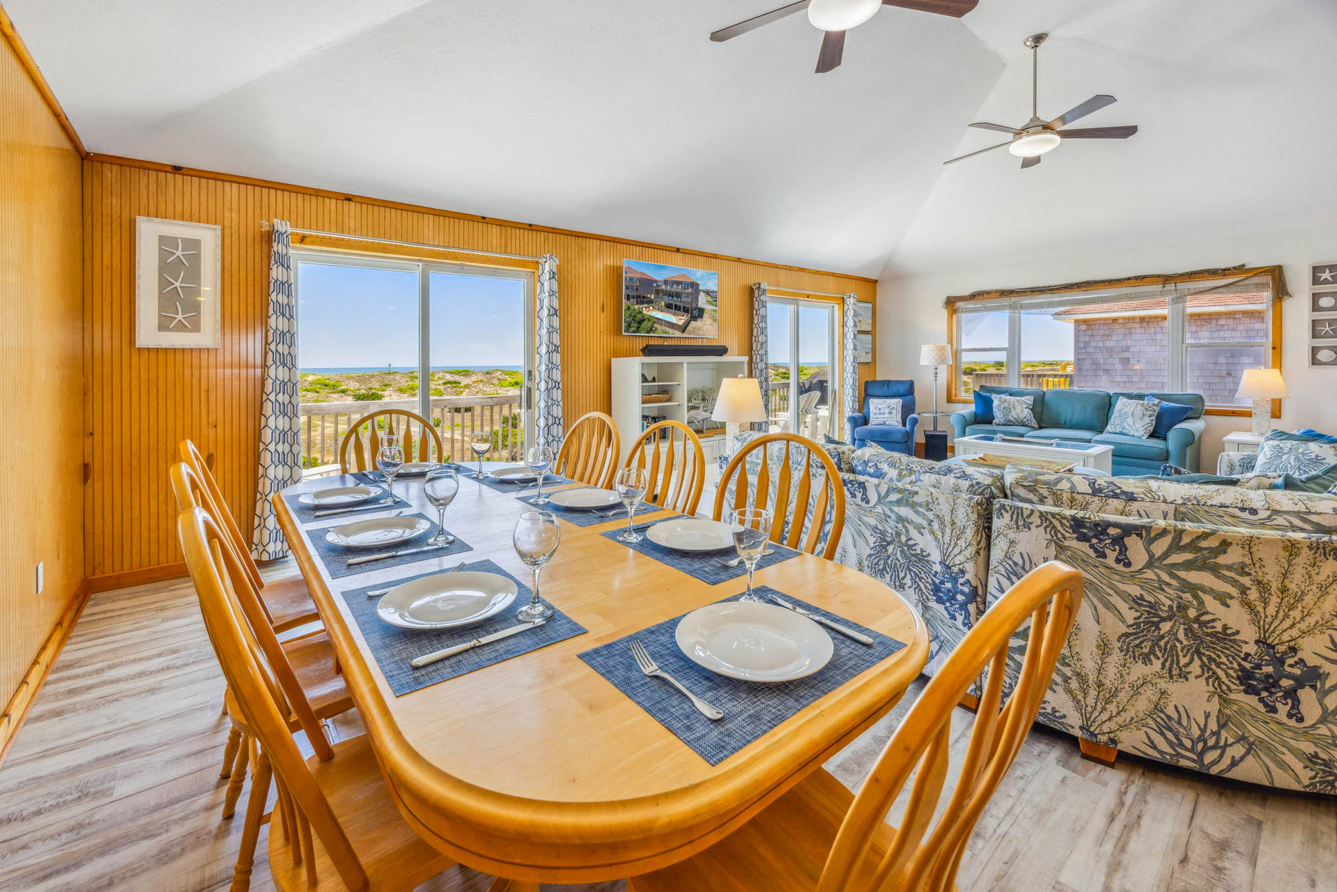 Surf Or Sound Realty 704 A Reel Addiction Dining Area 5