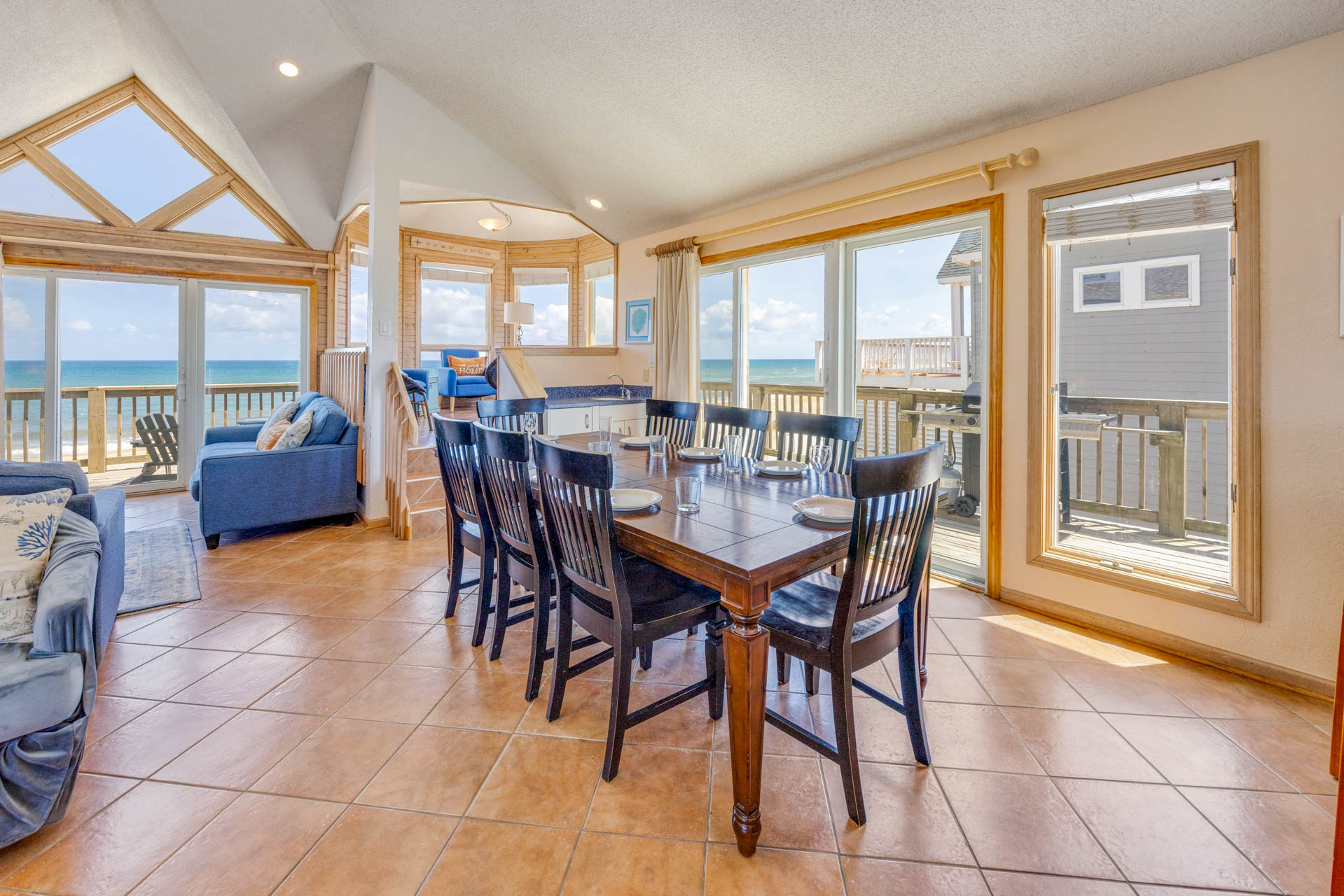 Surf Or Sound Realty 751 Windows To The Sea Dining Area 1