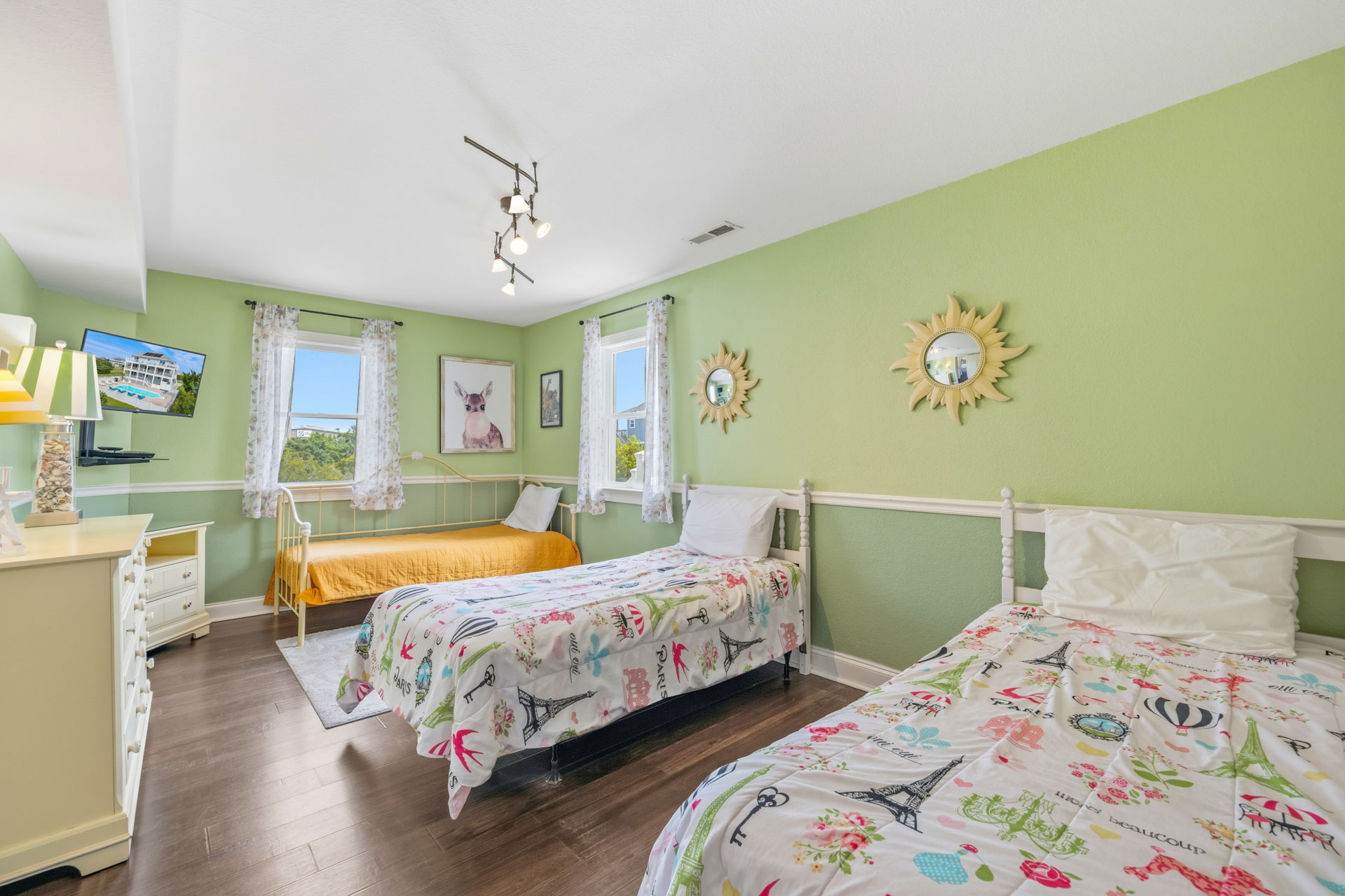 Surf Or Sound Realty 926 Dreamer's Landing Bedroom 6 1