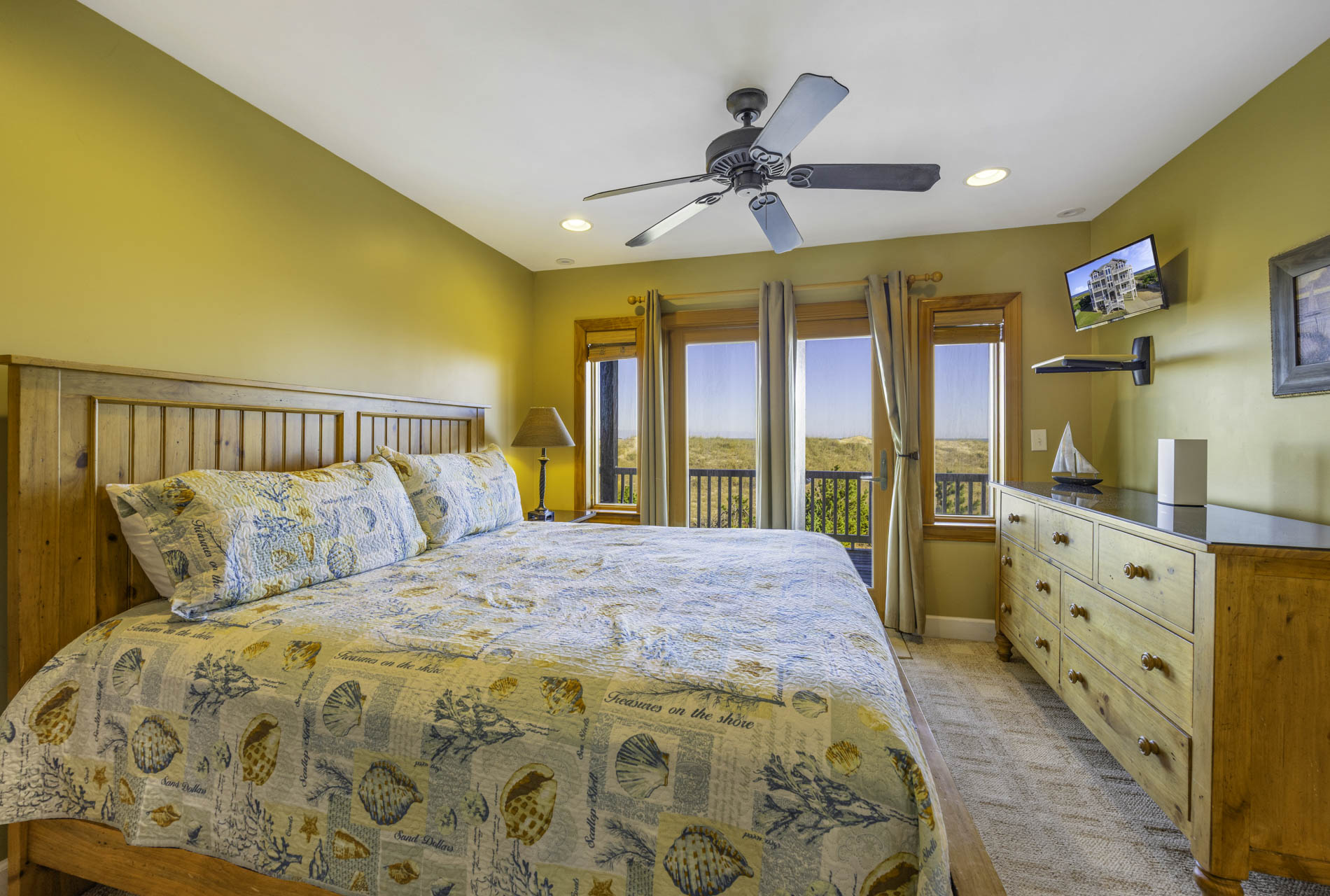 Surf Or Sound Realty 679 Sea Glass Bedroom 5 1