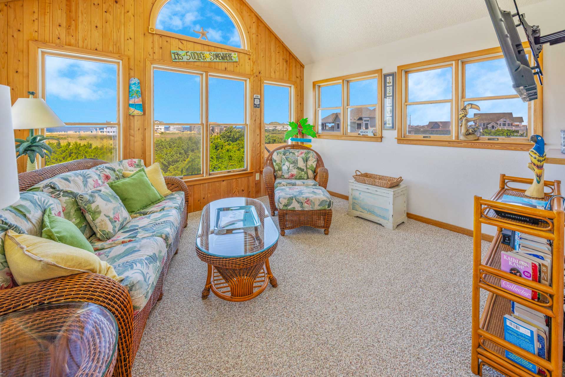 Surf Or Sound Realty 389 Salty Dawg Den 1