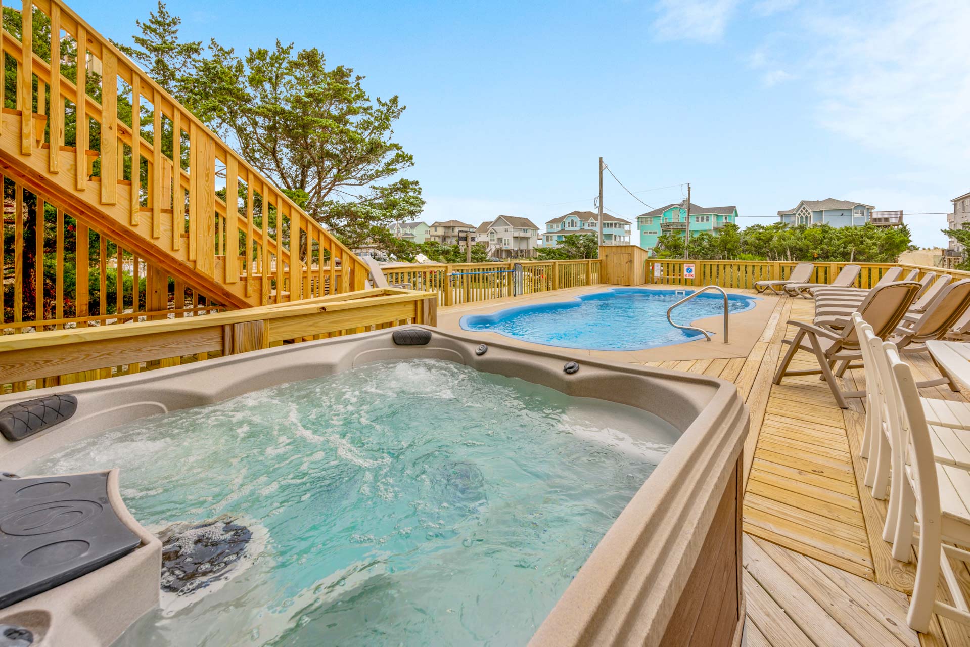 Surf Or Sound Realty 1194 Carolina Girl Hot Tub 2