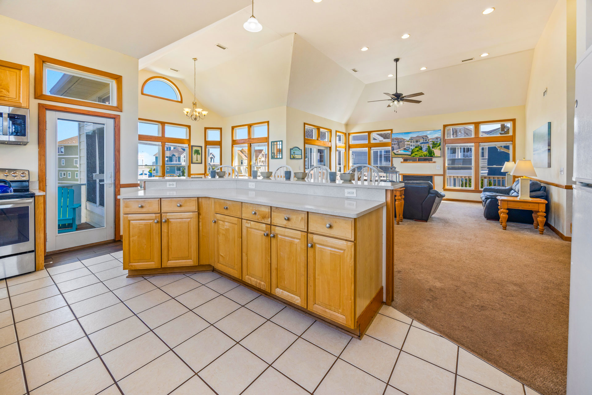 Surf Or Sound Realty 789 Ocean Isle Kitchen 4