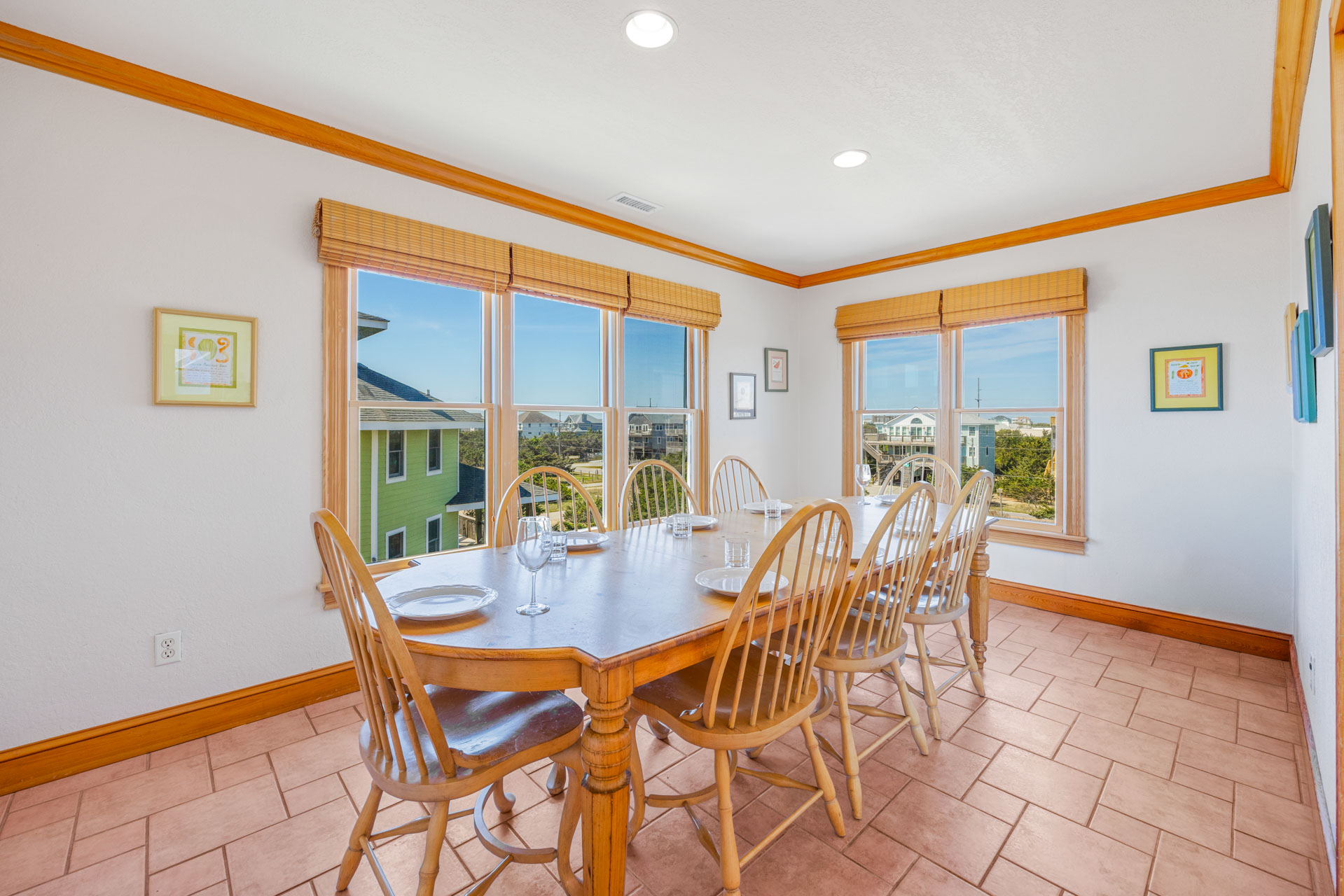 Surf Or Sound Realty 12 Bermuda Dunes Dining Area 1