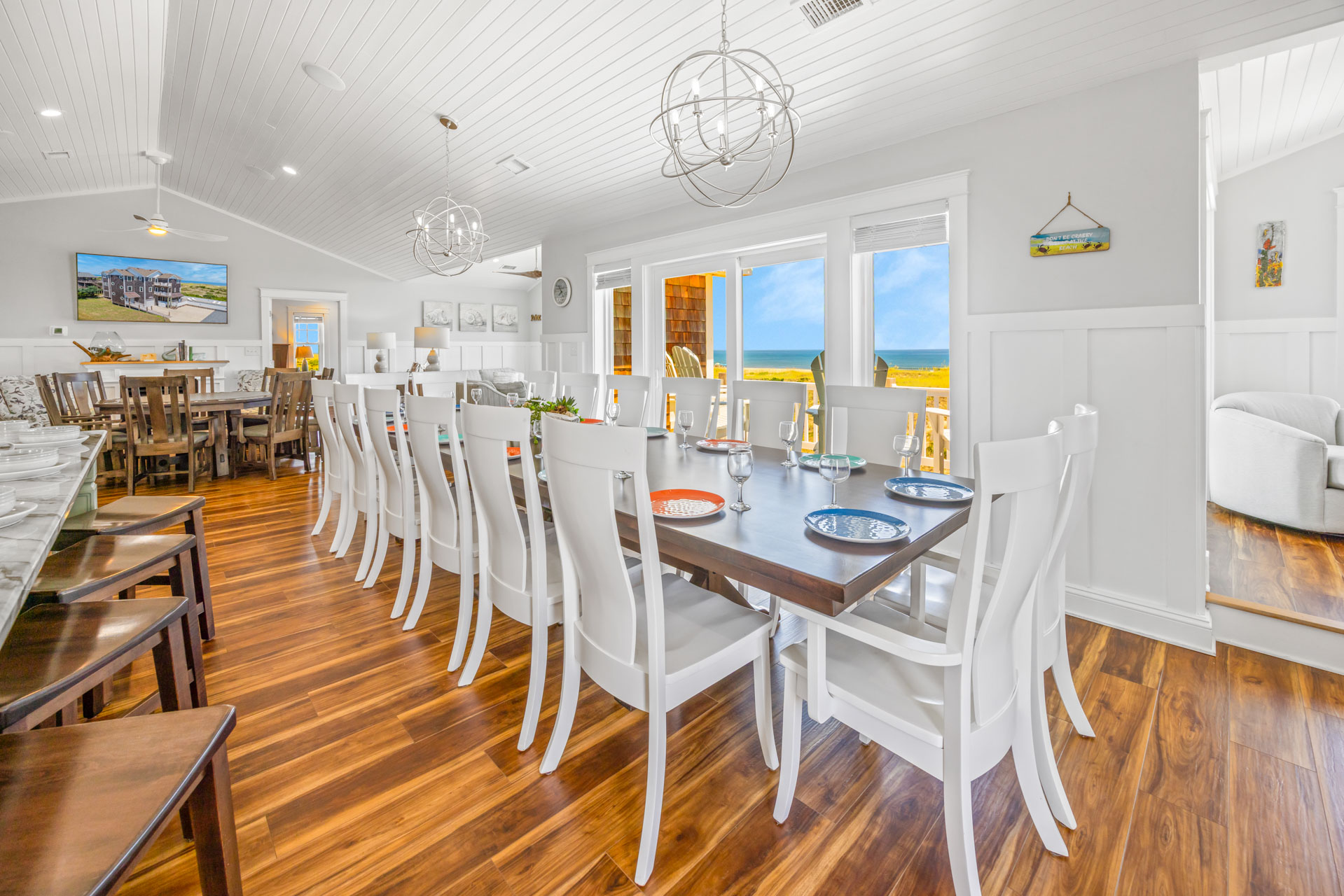 Surf Or Sound Realty 990 Dawn Treader Dining Area 5