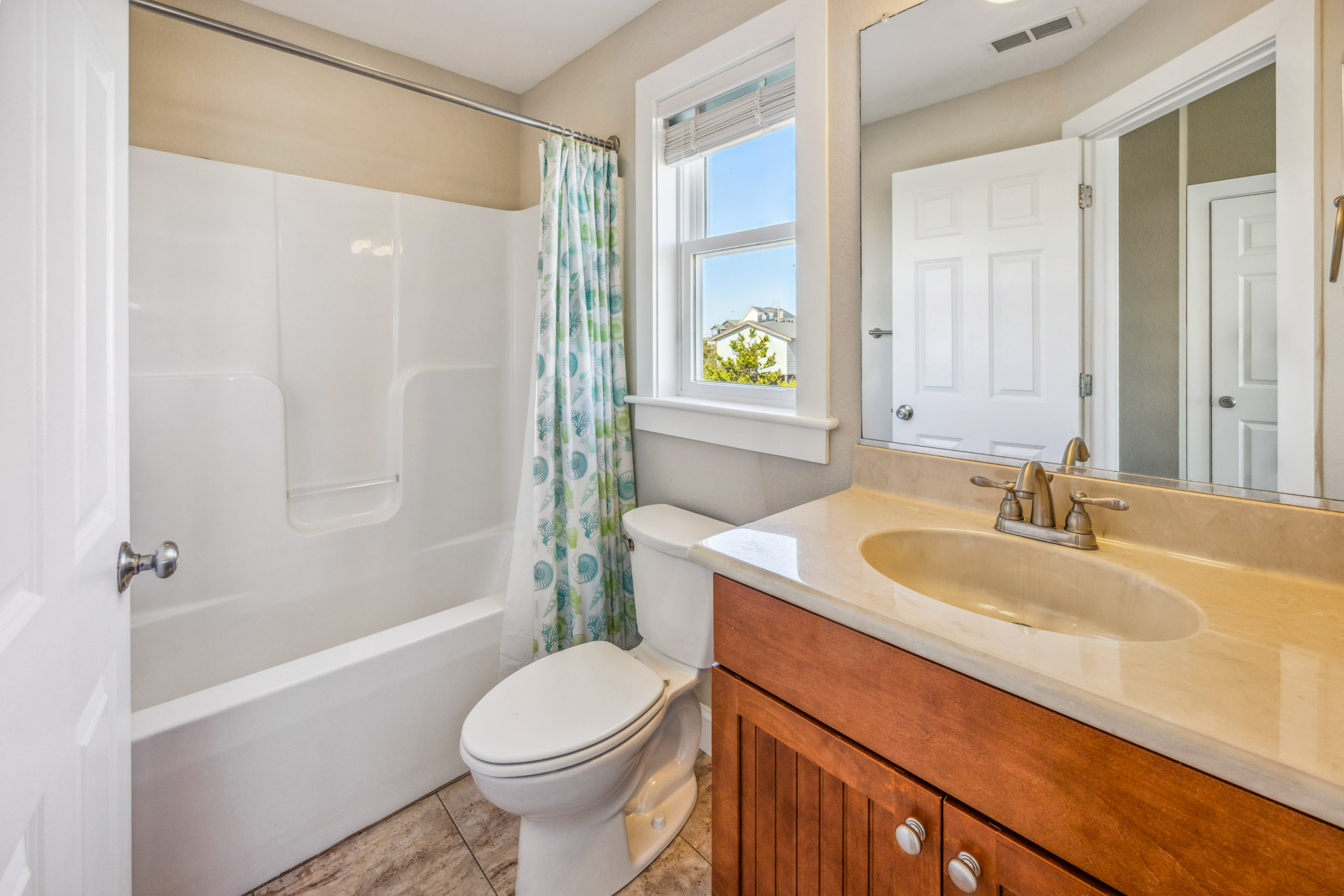 Surf Or Sound Realty 867 Caribbean Paradise Bedroom 7 3