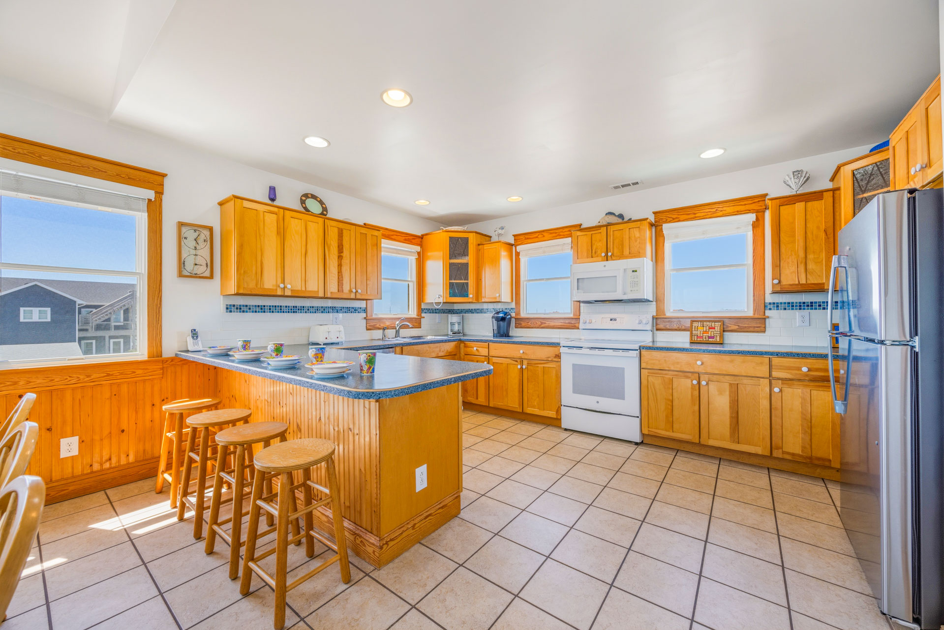 Surf Or Sound Realty 870 Two Sons Kitchen 1