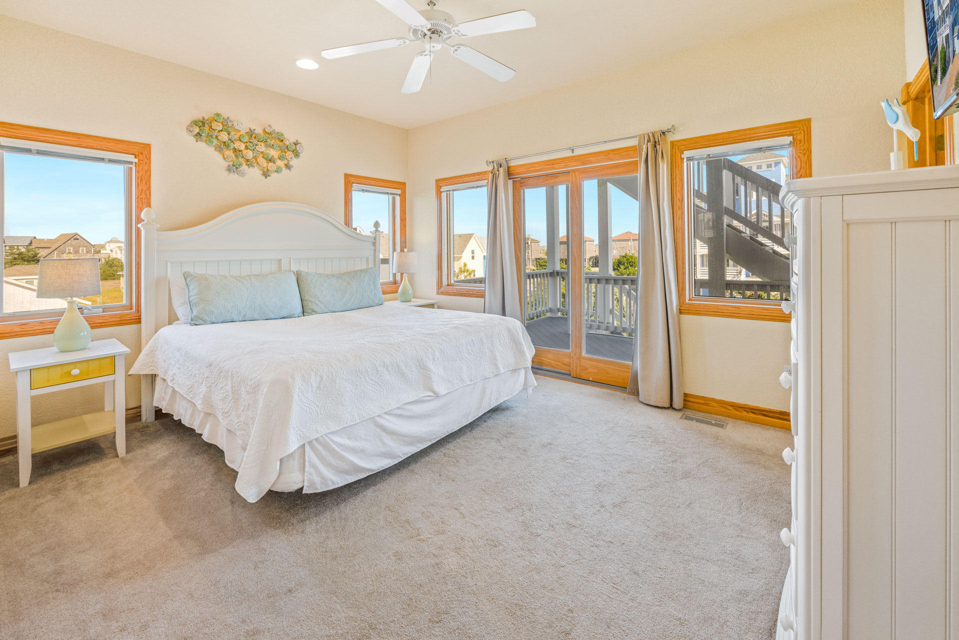 Surf Or Sound Realty 612 Yellowfin Bedroom 4 1