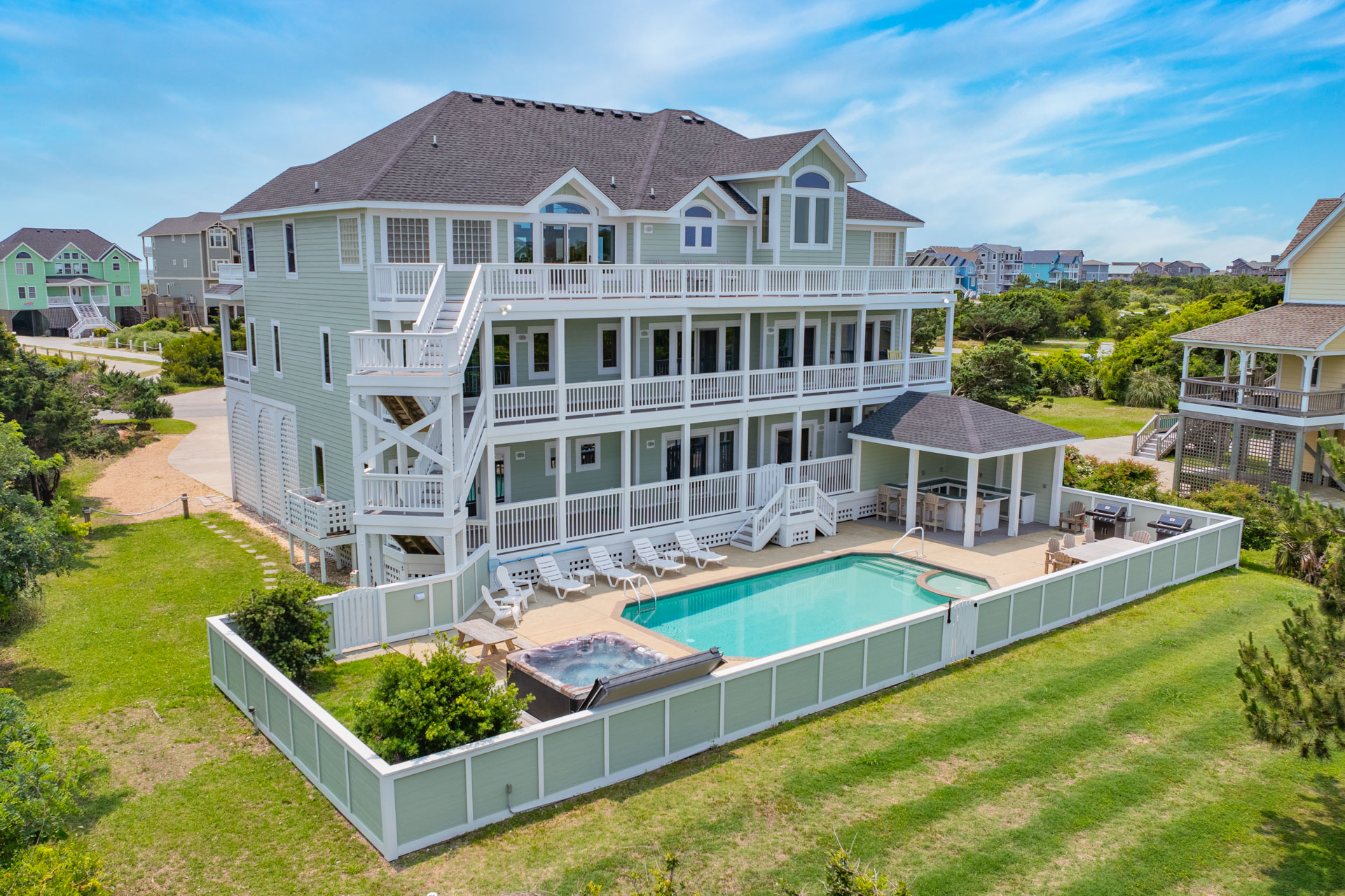 Surf Or Sound Realty 1067 Carolina Bliss Exterior 10