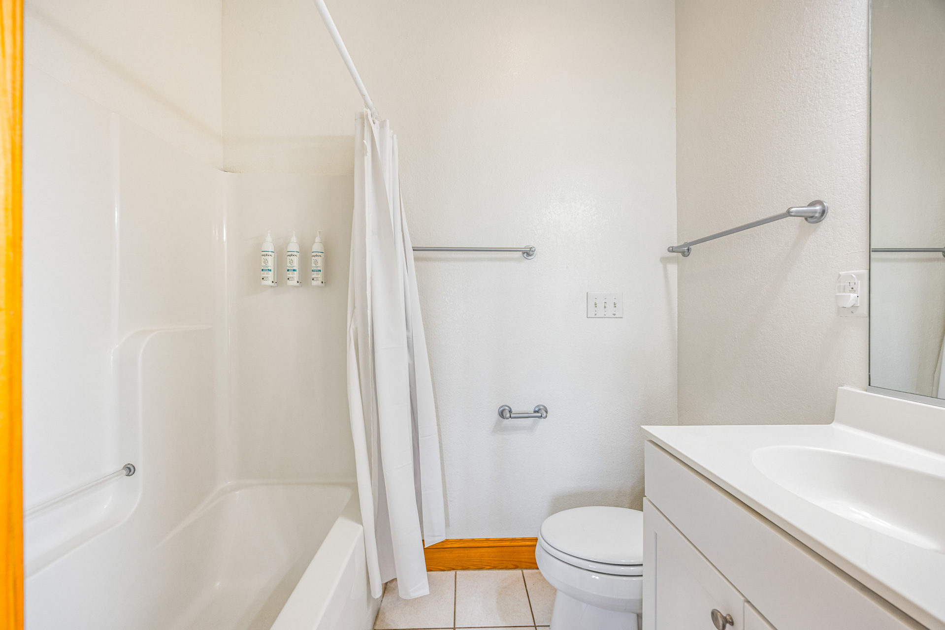 Surf Or Sound Realty 1251 Whispering Sands Bedroom 3 3