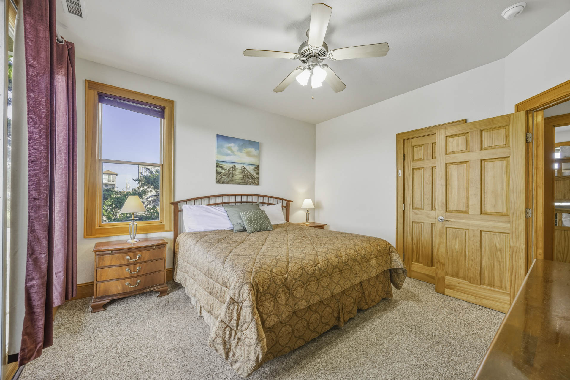 Surf Or Sound Realty 528 Hatteras Seaduction Bedroom 1 2