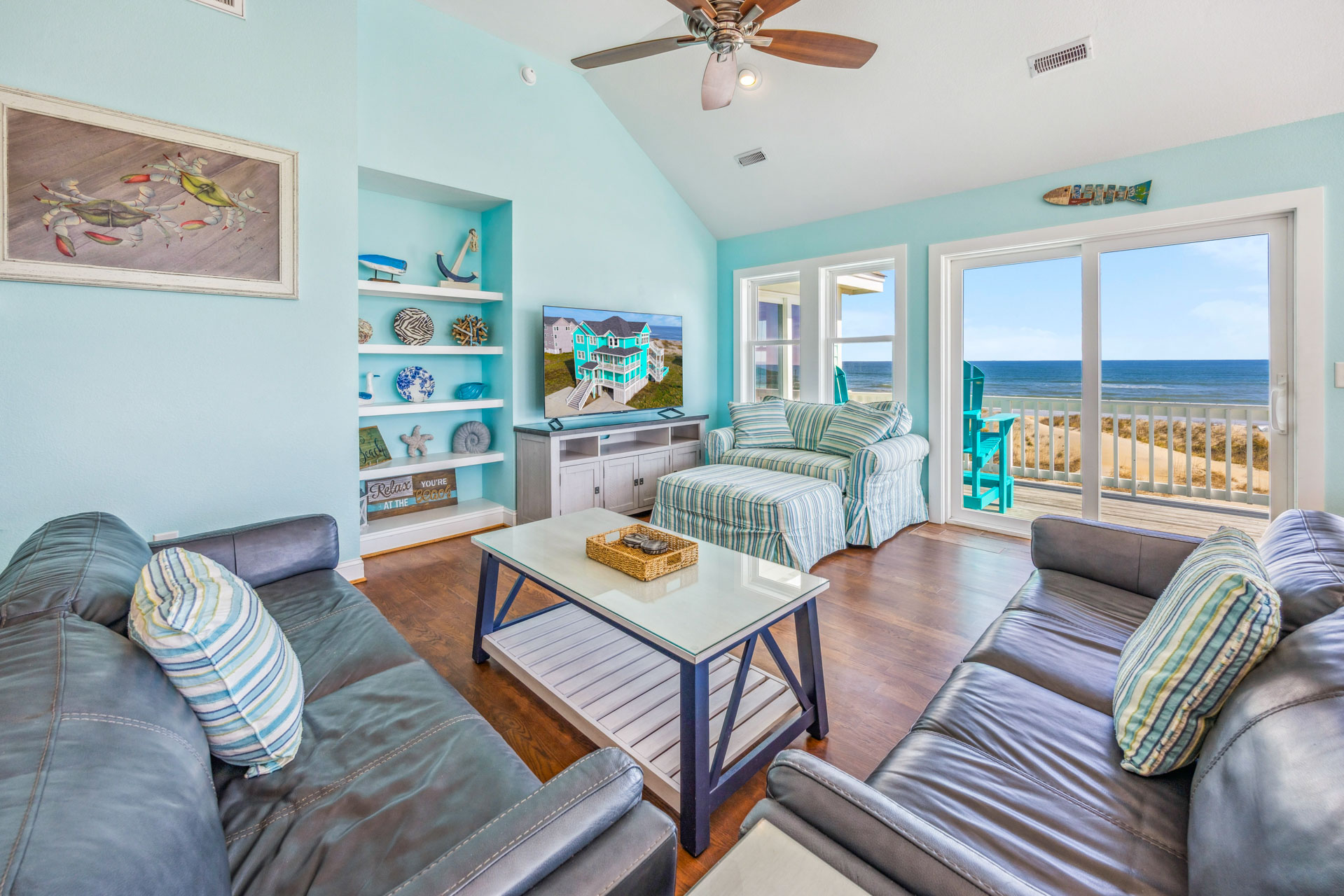 Surf Or Sound Realty 867 Caribbean Paradise Great Room 4