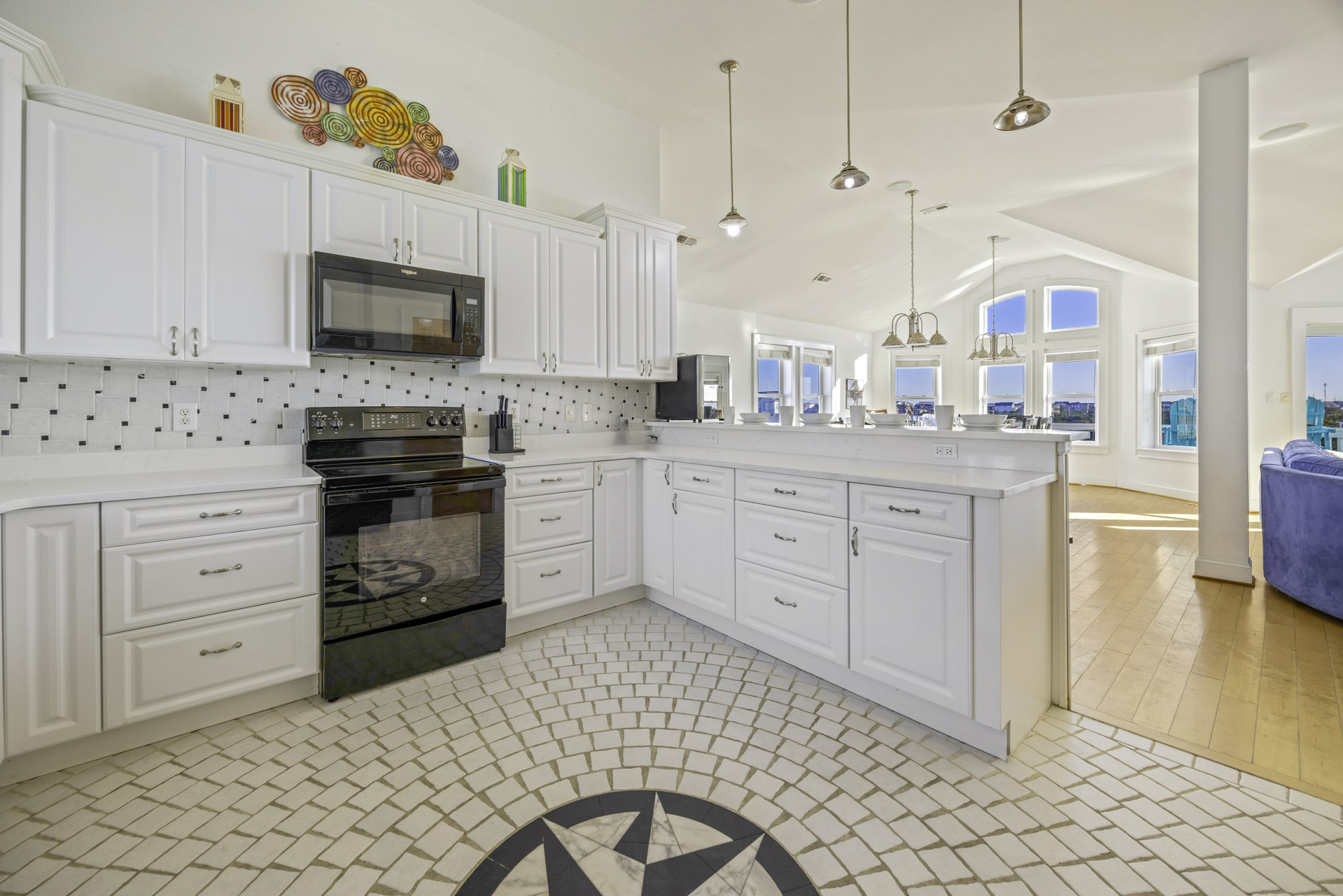 Surf Or Sound Realty 534 Peaceful Retreat Kitchen 3