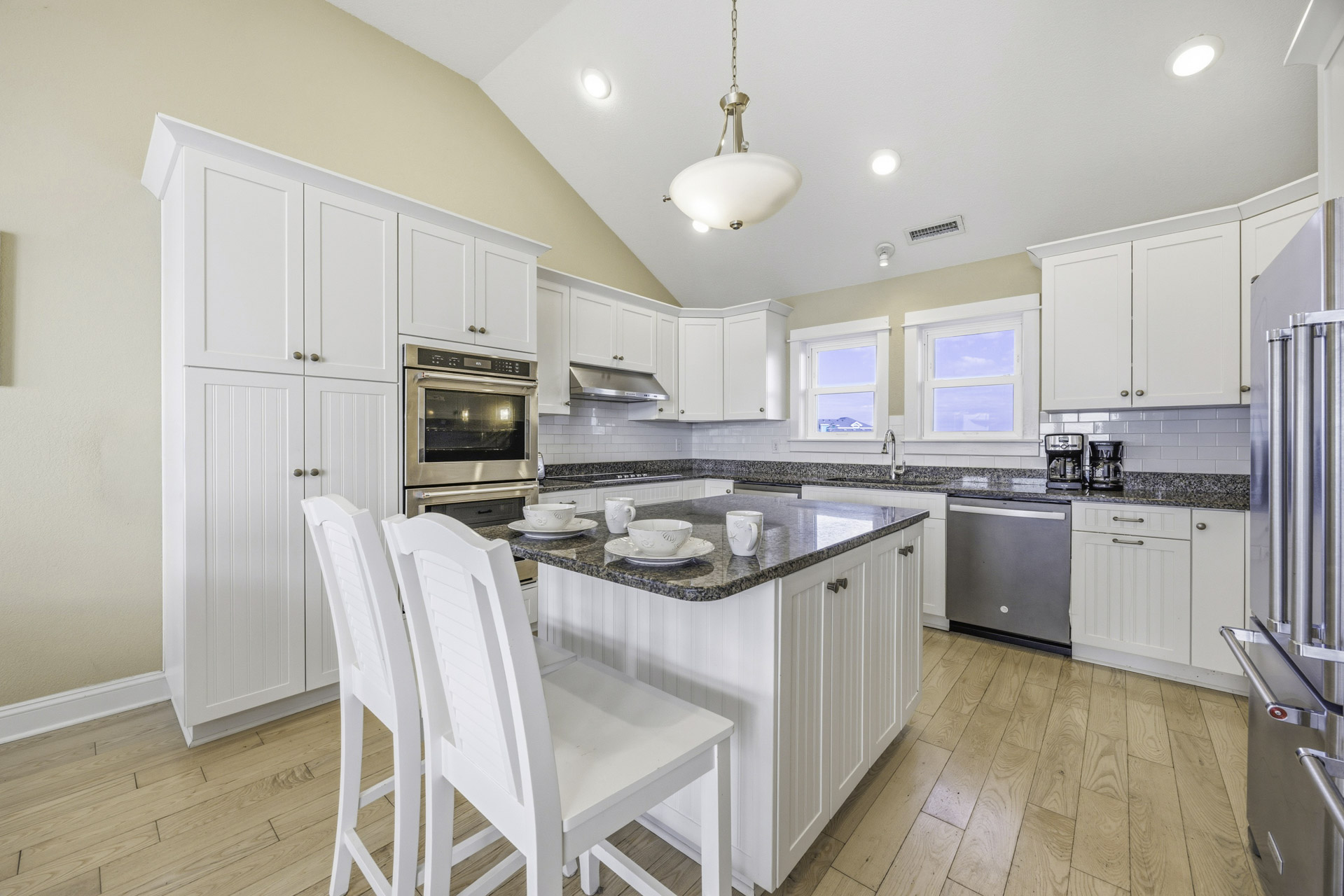 Surf Or Sound Realty 962 Blown Away Kitchen 1