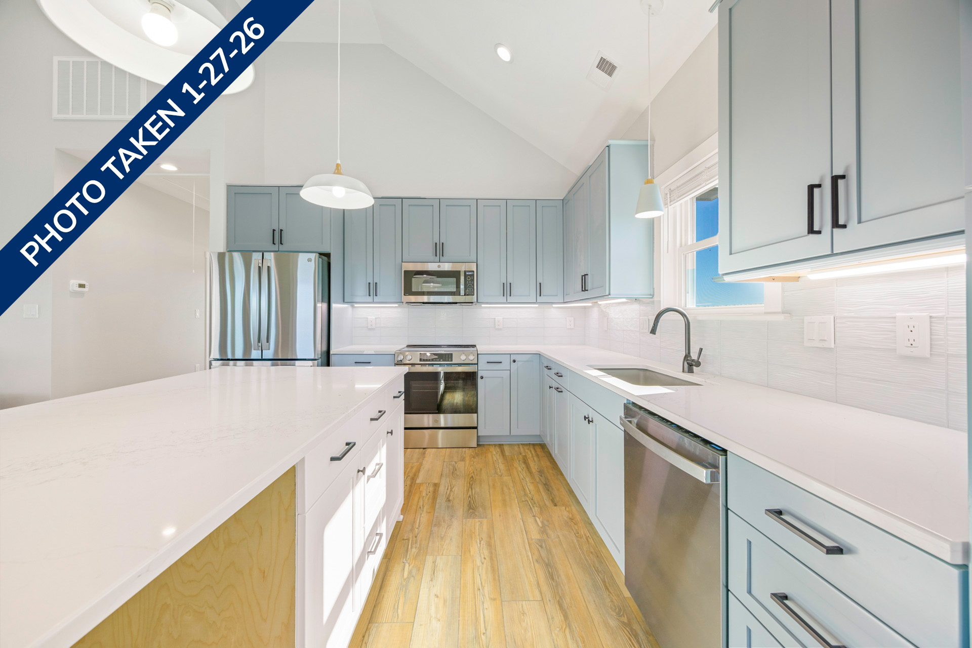 Surf Or Sound Realty 1234 Turtle Watch Kitchen 3 Date