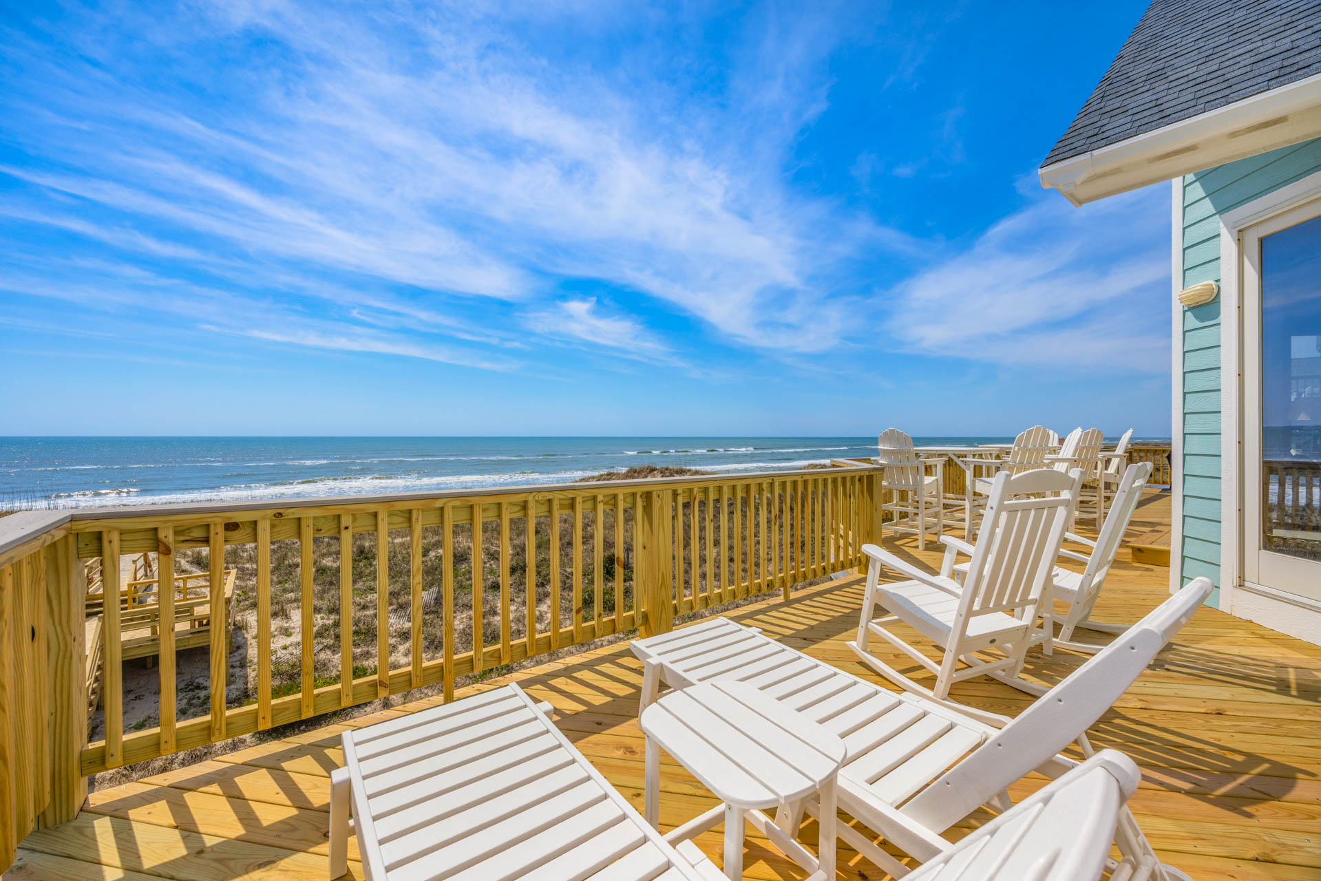 Surf Or Sound Realty 1145 Walkin On Sunshine Hatteras Deck 4