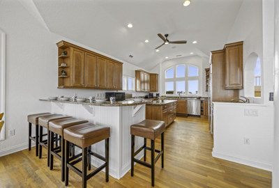 Surf Or Sound Realty 1151 Sunsational Kitchen 2